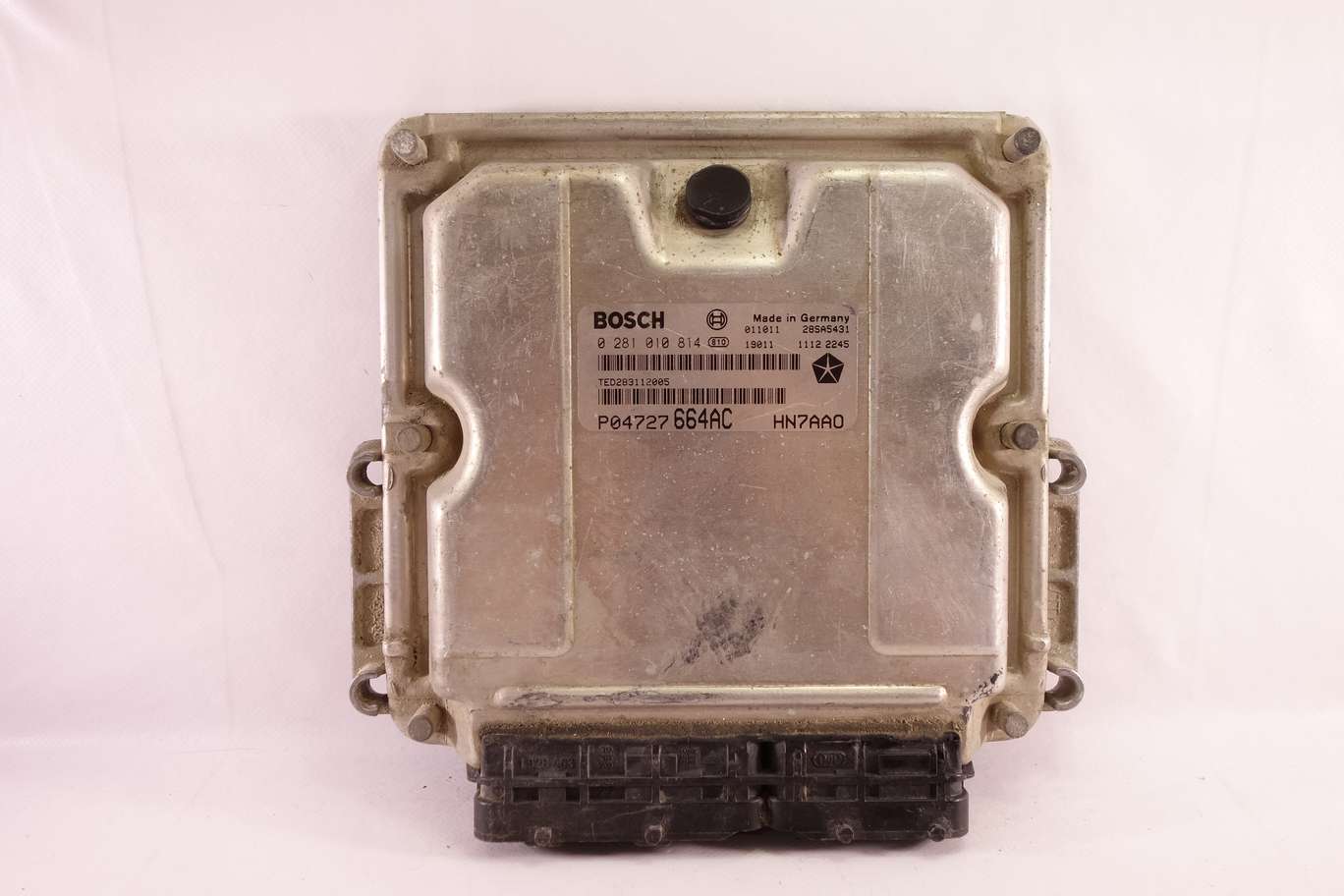 Centralita de motor Chrysler Voyager P04727664AC BOSCH 0281010814 0 281 010 814 - foto 1