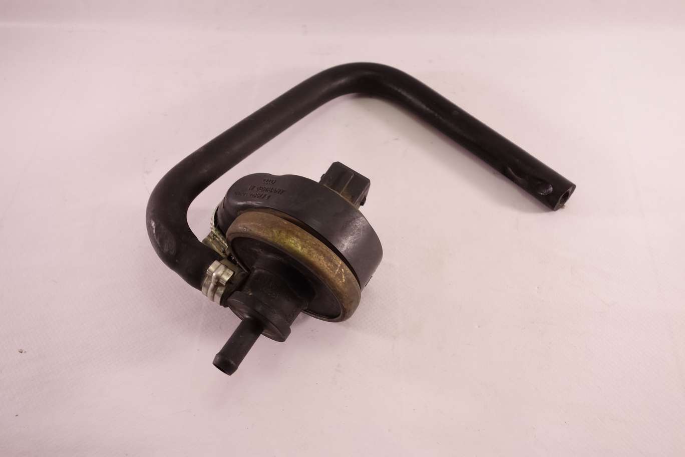 Válvula de vacío VW Audi 054133459D 3911070906 - foto 1