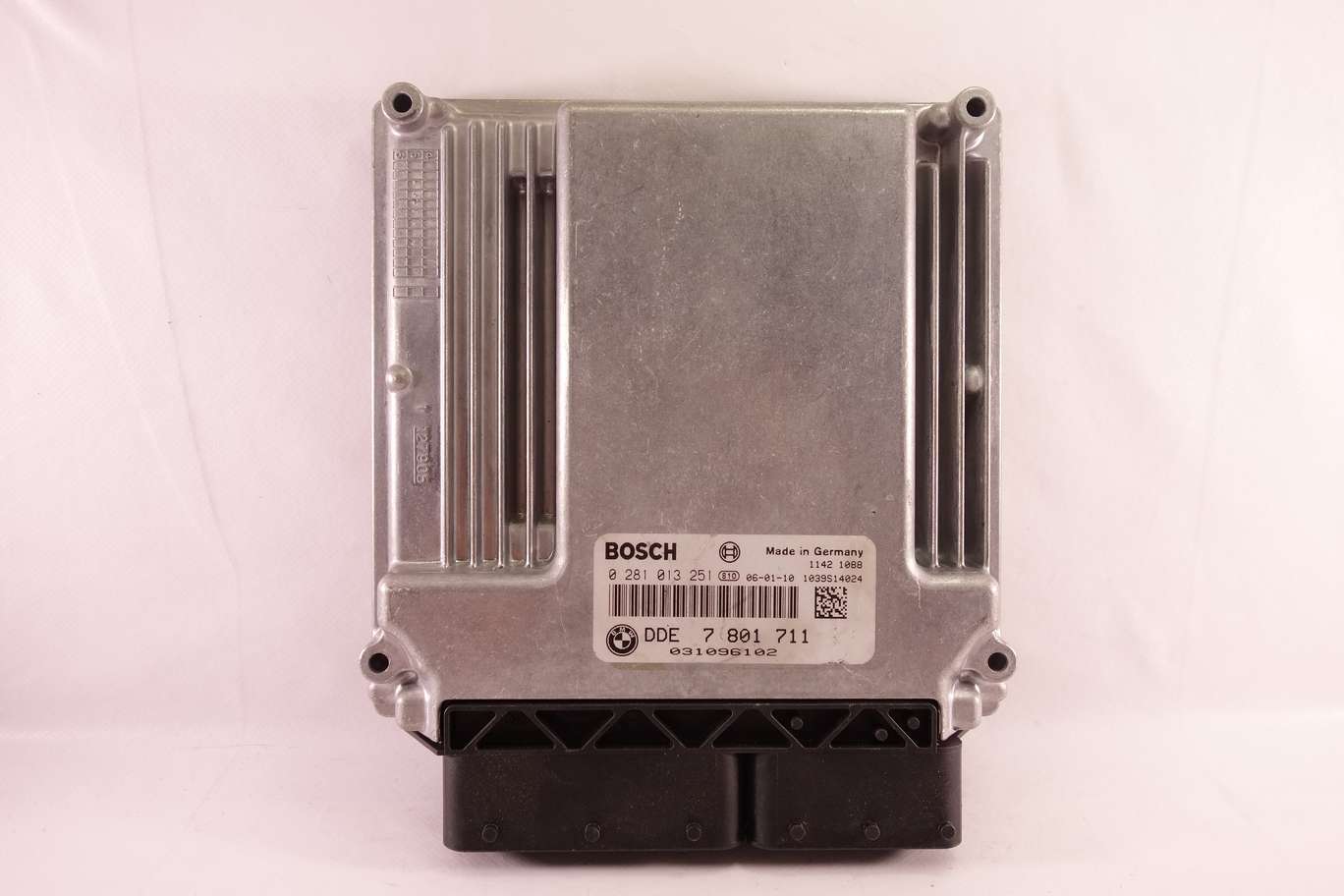Centralita control de motor BMW Serie 3 0281013251 0 281 013 251 DDE7801711 DDE 7801711  DDE 7 801 711 - foto 1