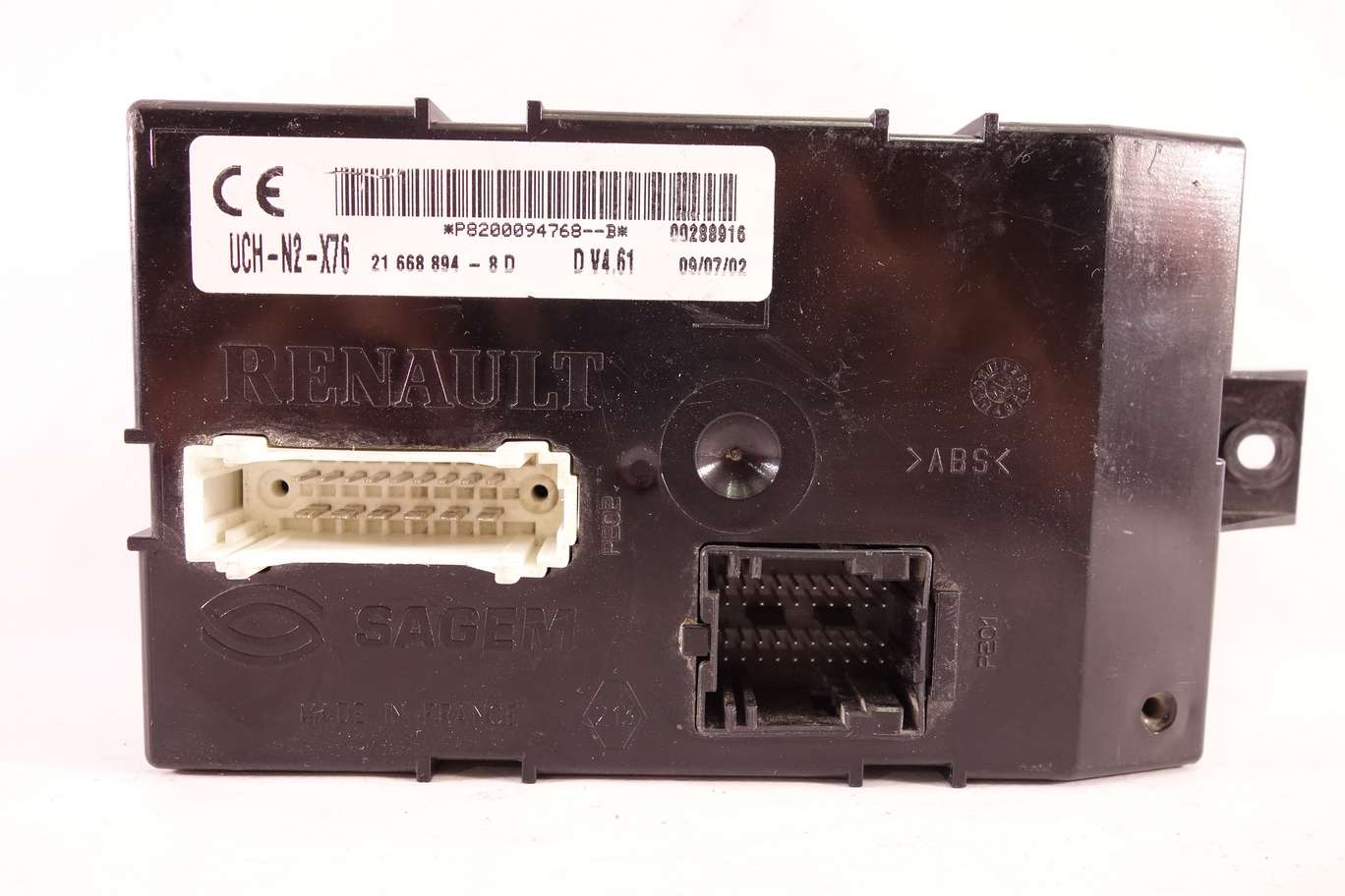 Unidad de control cierre centralizado Renault P8200094768B P8200094768 B 216688948D 21 668 894 8D - foto 1
