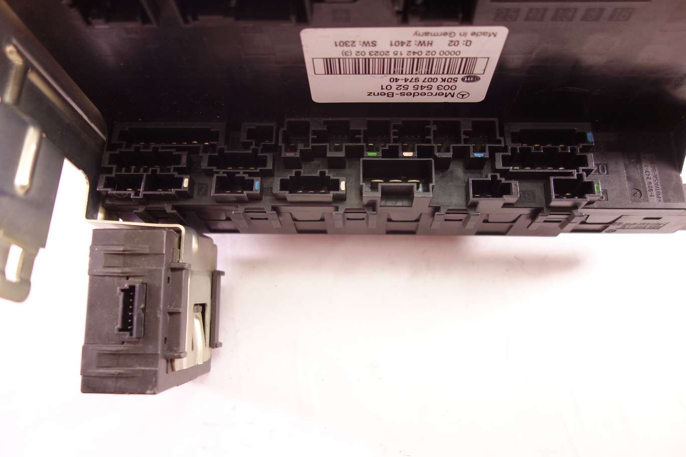 Caja de fusibles Mercedes Clase C 0035455201 003 545 52 01 5DK00797440 5DK 007 974 40 A211 820 91 26 510080420 510 08 042 0 - foto 4