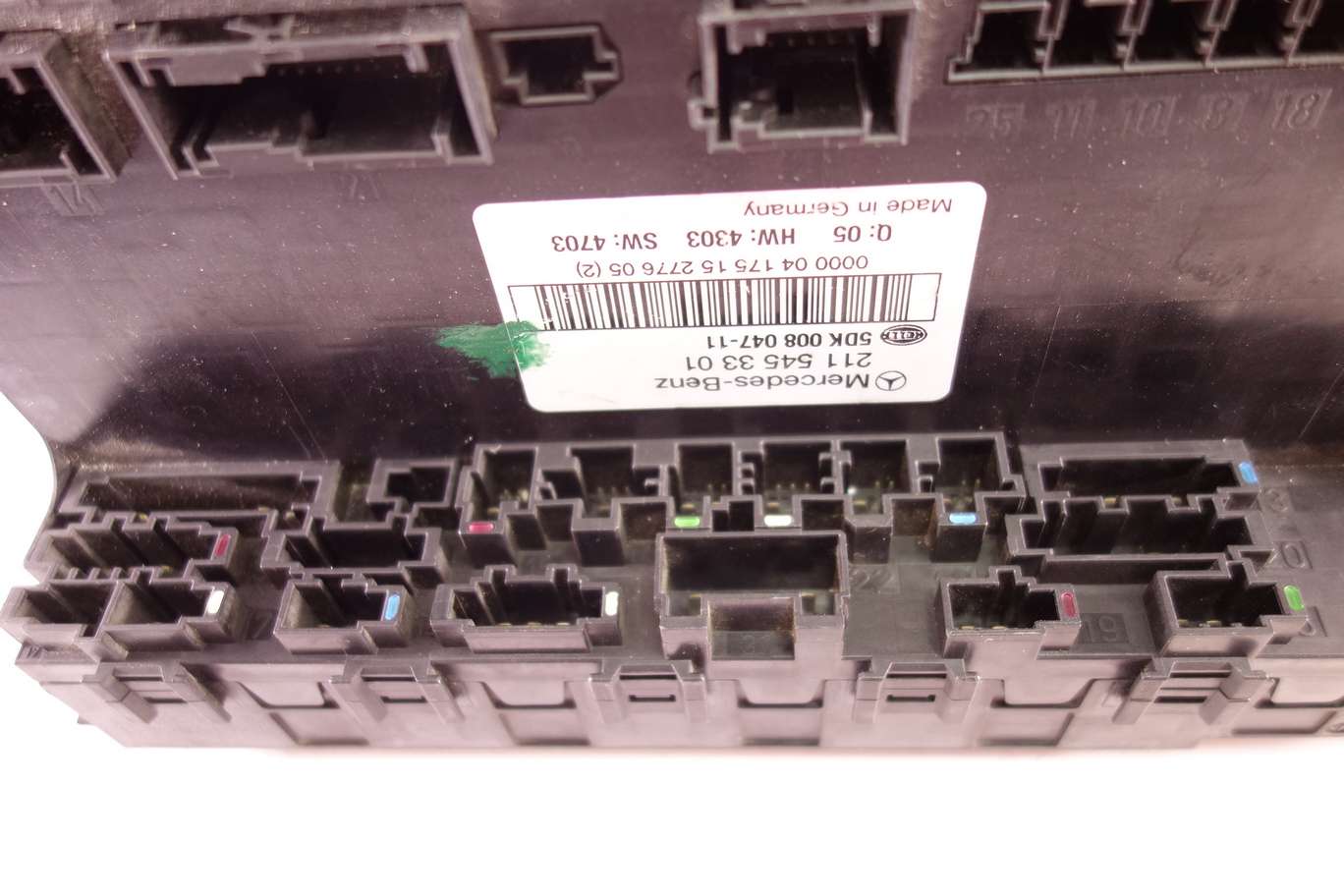 Caja de fusibles Mercedes Clase E 2115453301 211 545 33 01 5DK00804711 5DK 008 047 11 - foto 3