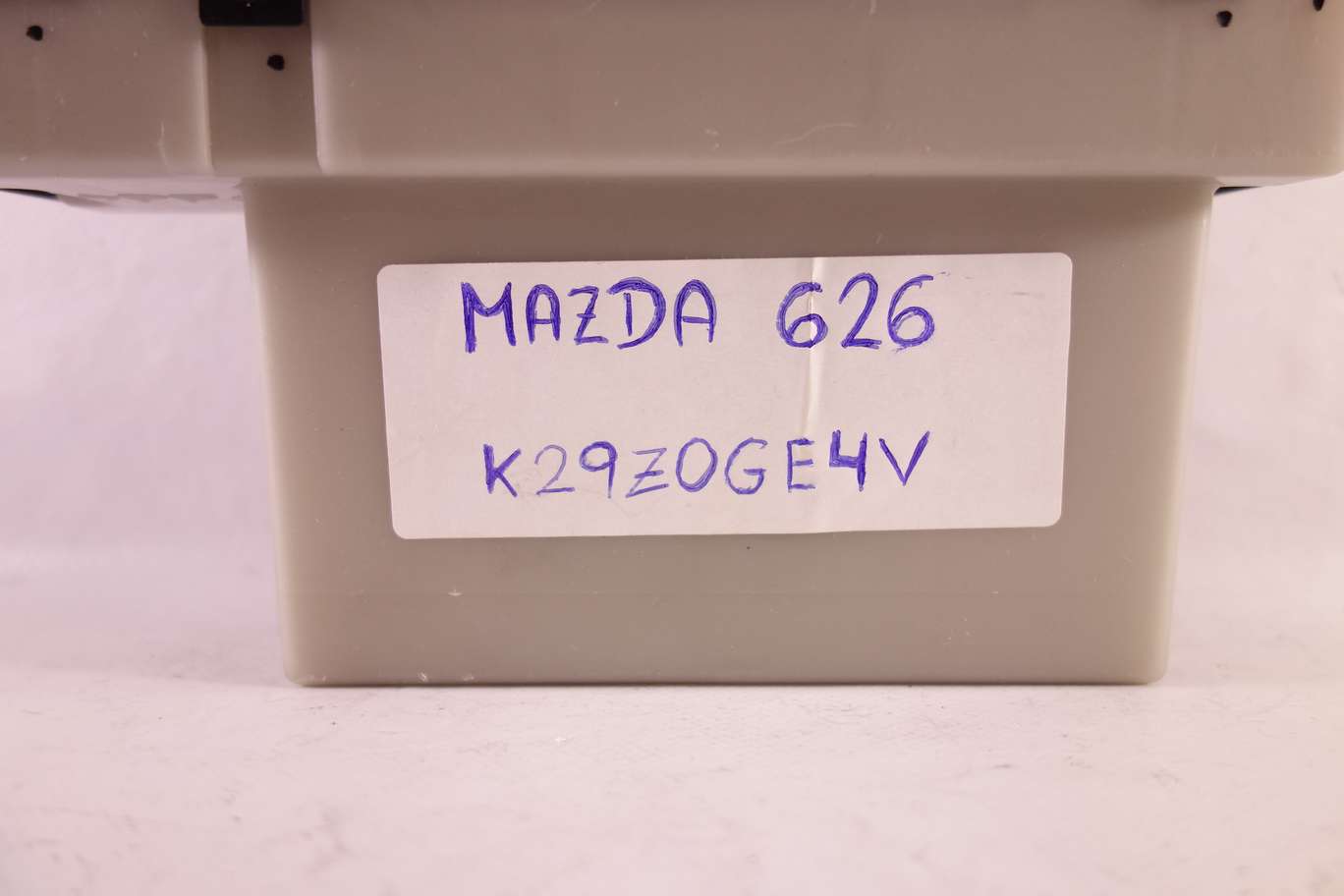 Mando climatizador Mazda 626 K29Z0GE4V - foto 2