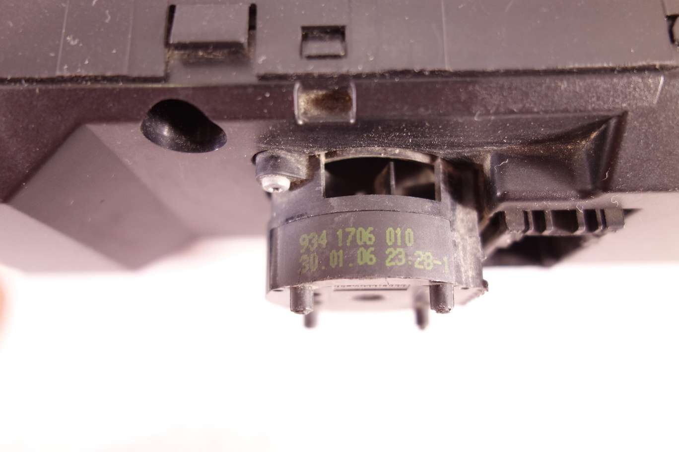 Mando control de clima BMW Serie 5 6411698850201 6411 6988502 01 11419110 114191 10 9341706010 934 1706 010 - foto 4