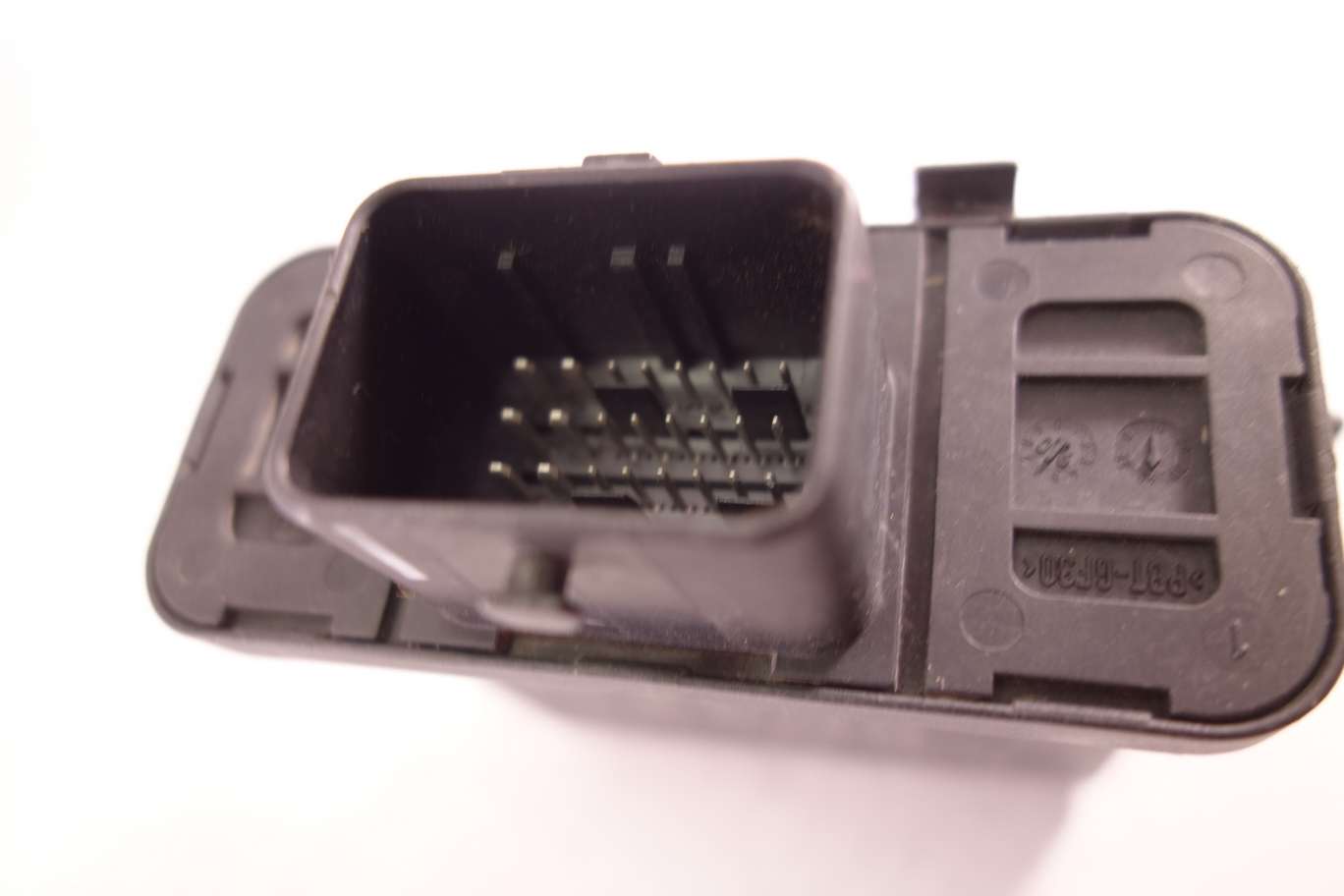 Módulo control de luz Citroen C4 9654248480 96 542 484 80 IND 01 5DF00904120AB 5DF00904120 AB 5DF 009 041 20 AB 74681200 746 812 00 - foto 3