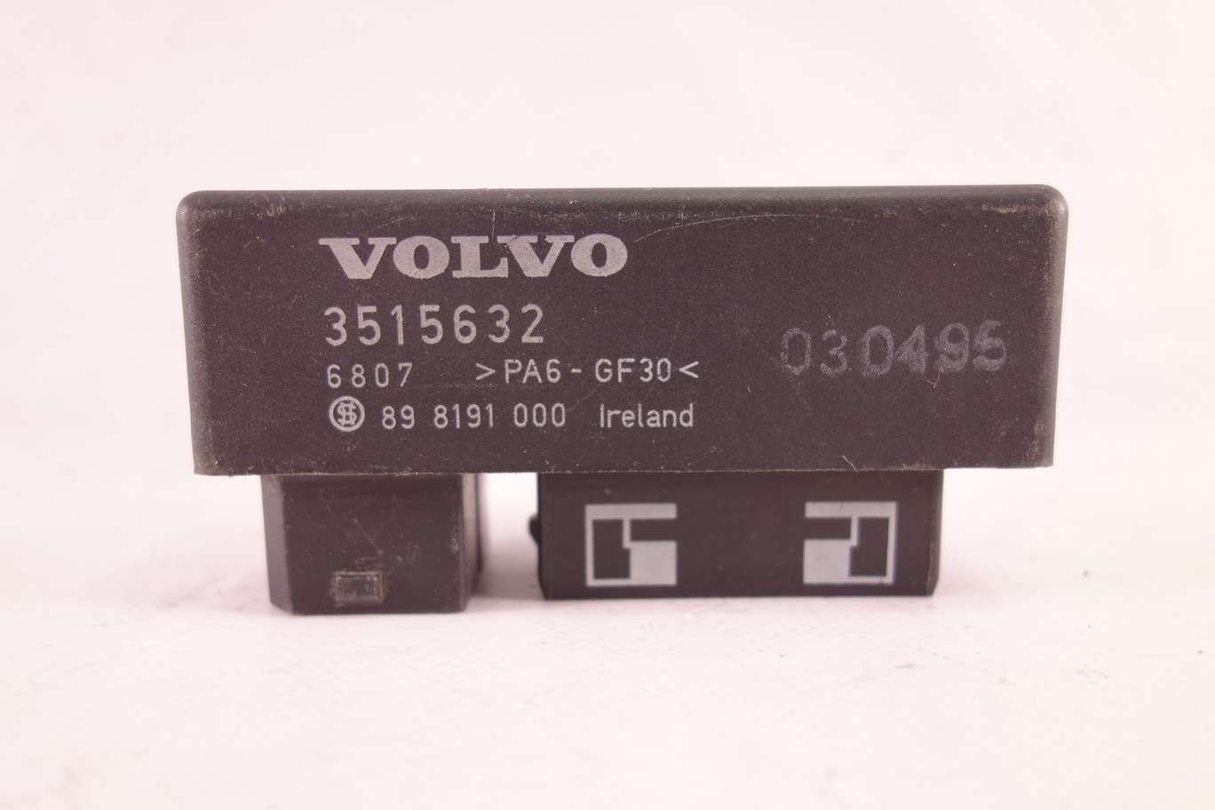 Relé del ventilador de radiador Volvo 850 3515632 898191000 89 81 91 000 - foto 1