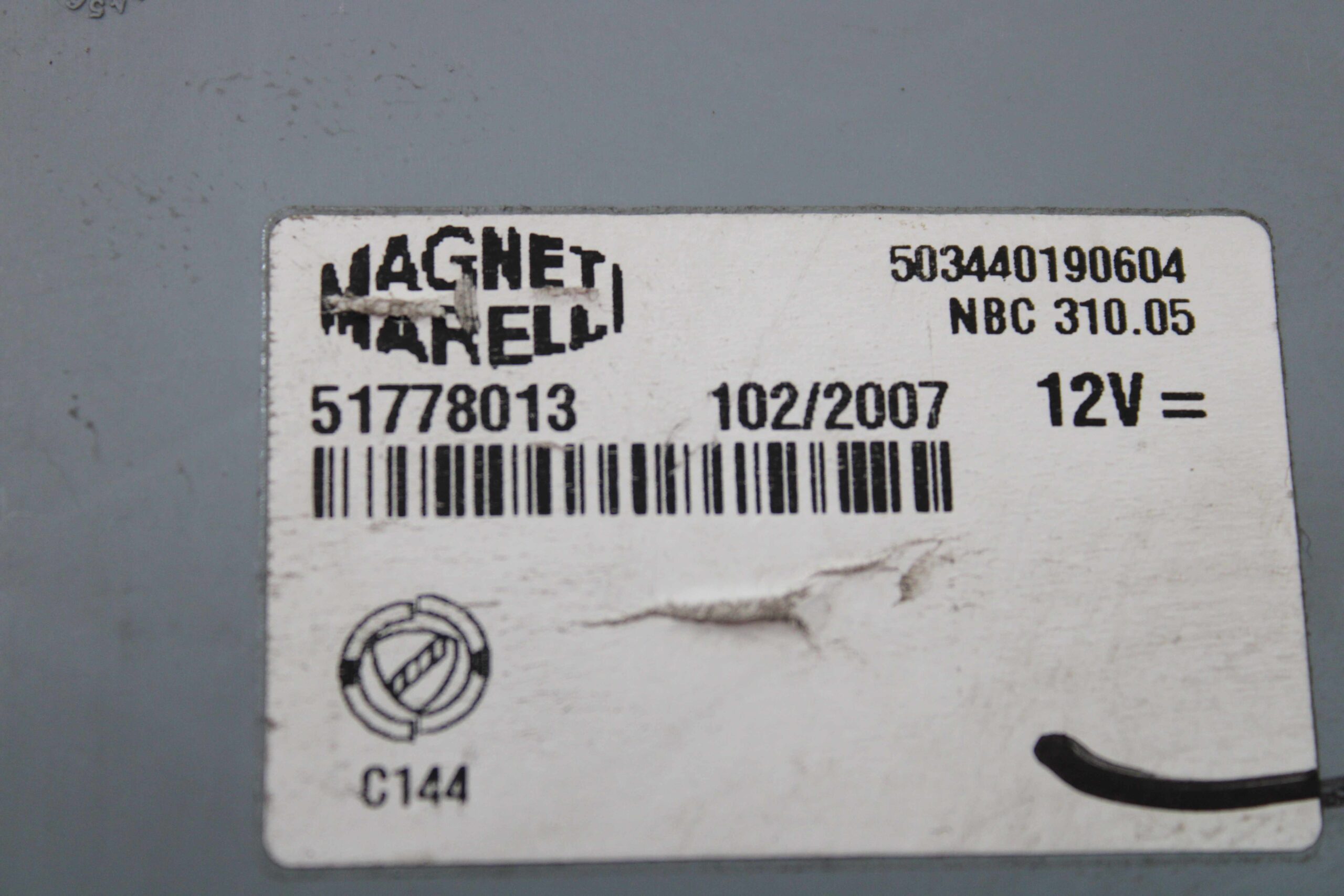 Módulo de control BSI Fiat Magneti 51778013 - foto 2