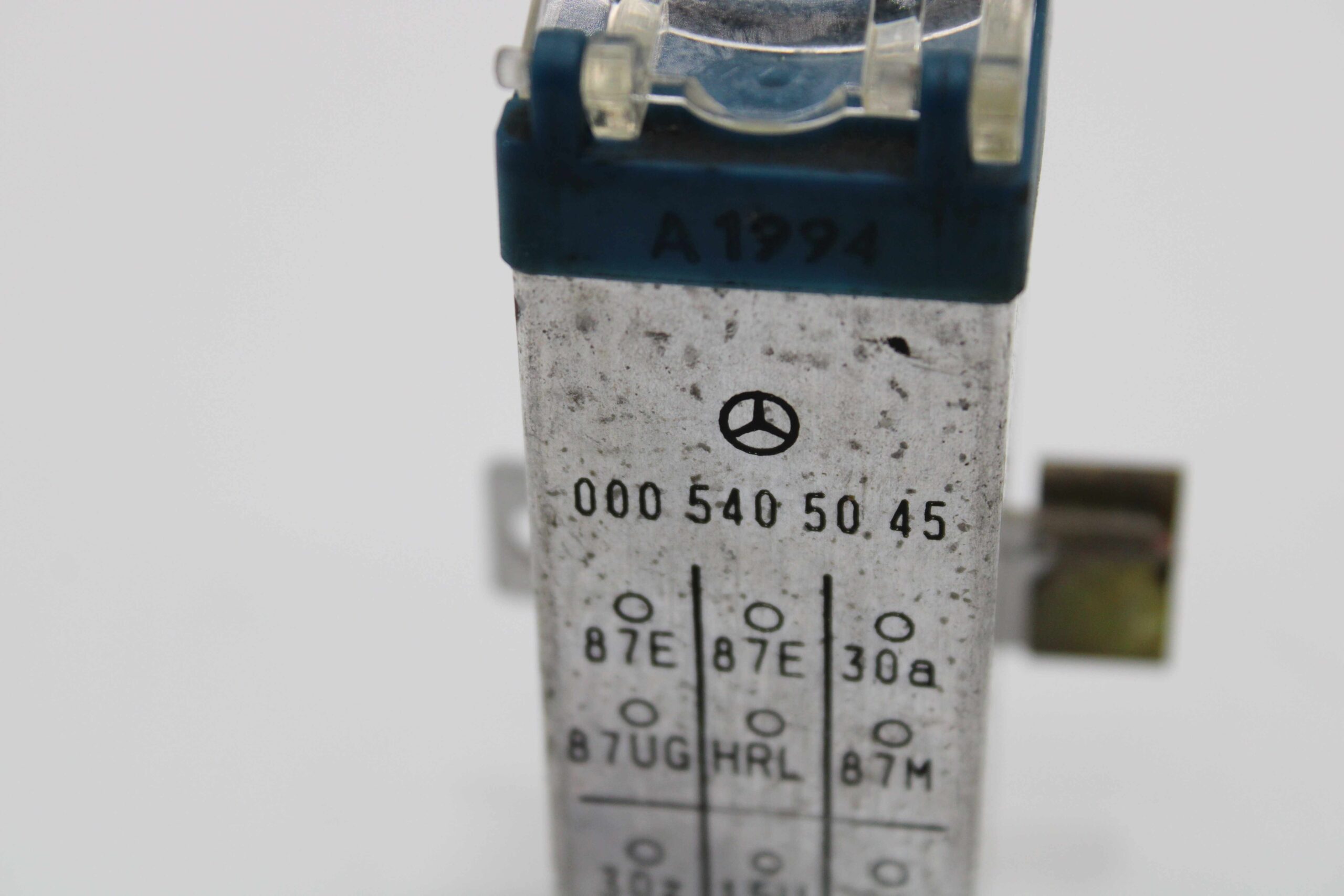 Relé de protección de Voltaje Mercedes Clase C - foto 2