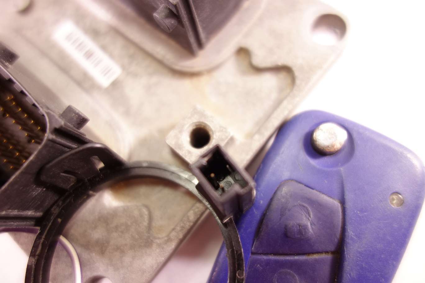 Centralita del motor con lector de llave Fiat Stilo 55181521 6160052709 61600.527.09 IAW5NFT1 IAW 5NF.T1 46742880 - foto 4