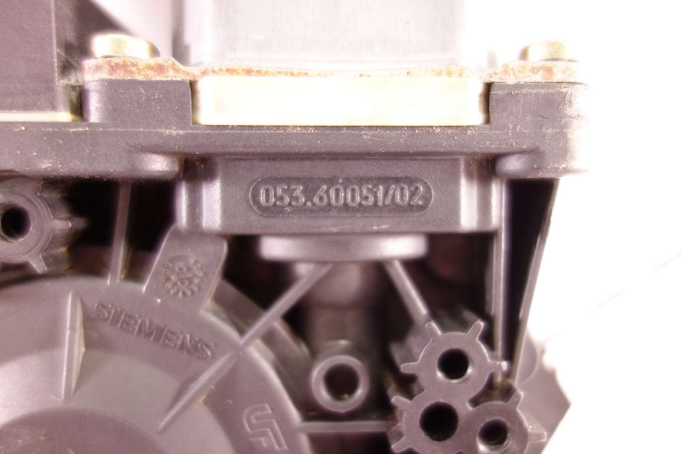 Motor de elevalunas delantero izquierdo 0536005102 053 60051 02 6N3959801CTR3 6N3 959 801 CTR3 7746003430 774 60034 30 - foto 2