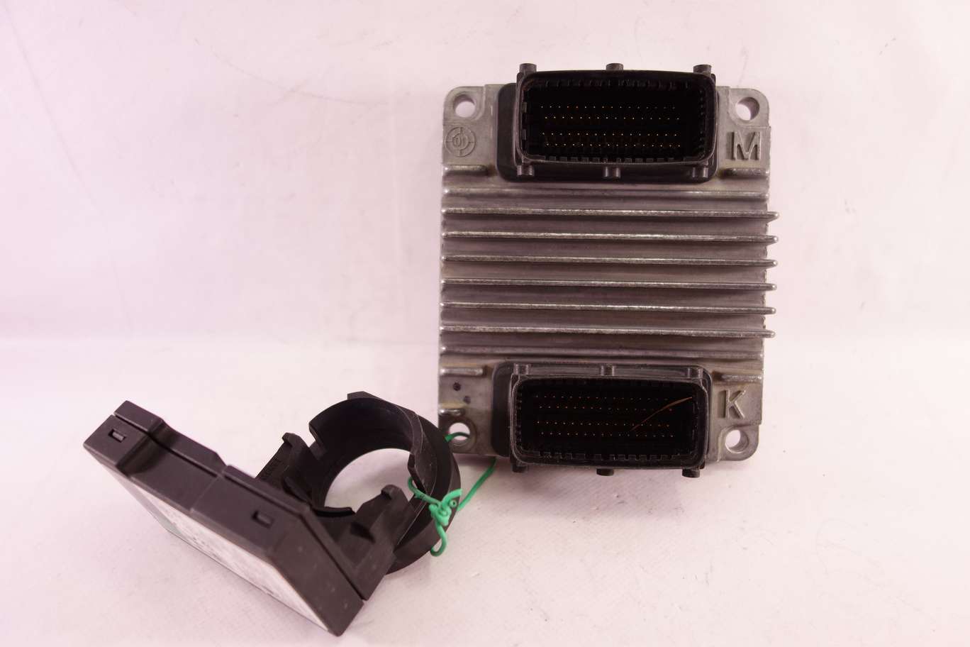 Centralita del motor con lector de llave Opel Zafira Astra 09353509 09131781 09 131 781 5WK4763 5WK4 763 - foto 1