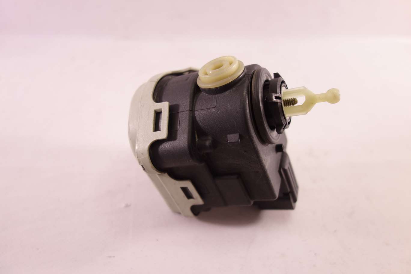 Servomotor de regulación de alcance Renault 8200277945 8200 277 945 00816401 008 164 01 - foto 1