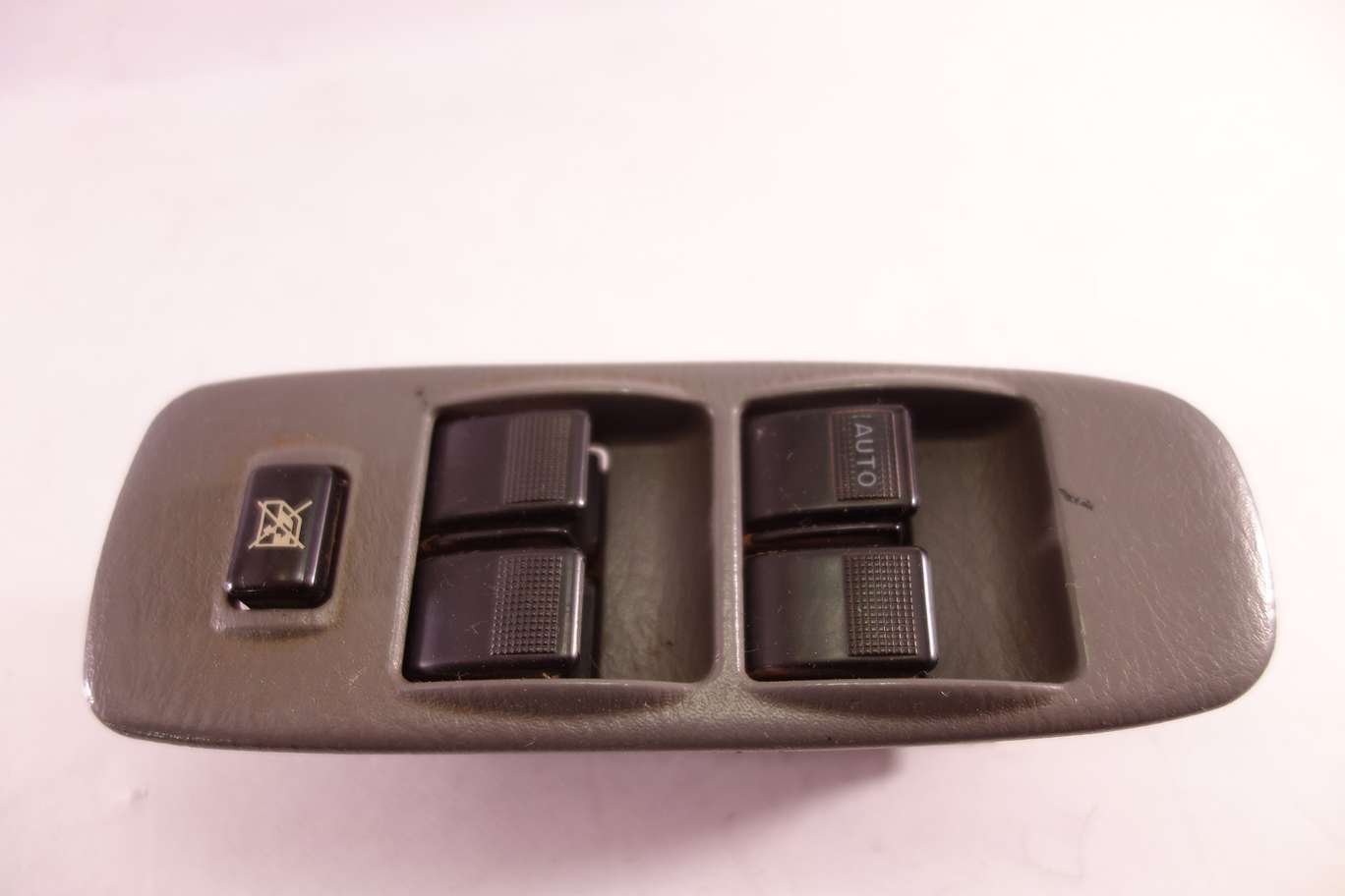 Mando interruptor de elevalunas 8311R33 831-1R33 517572 - foto 1