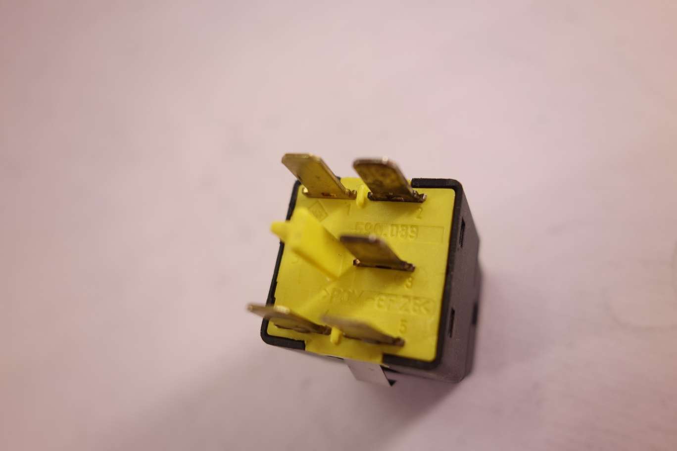 Interruptor de arranque en pendiente Daf 98293367 98293 367 1697144 1697 144 - foto 3