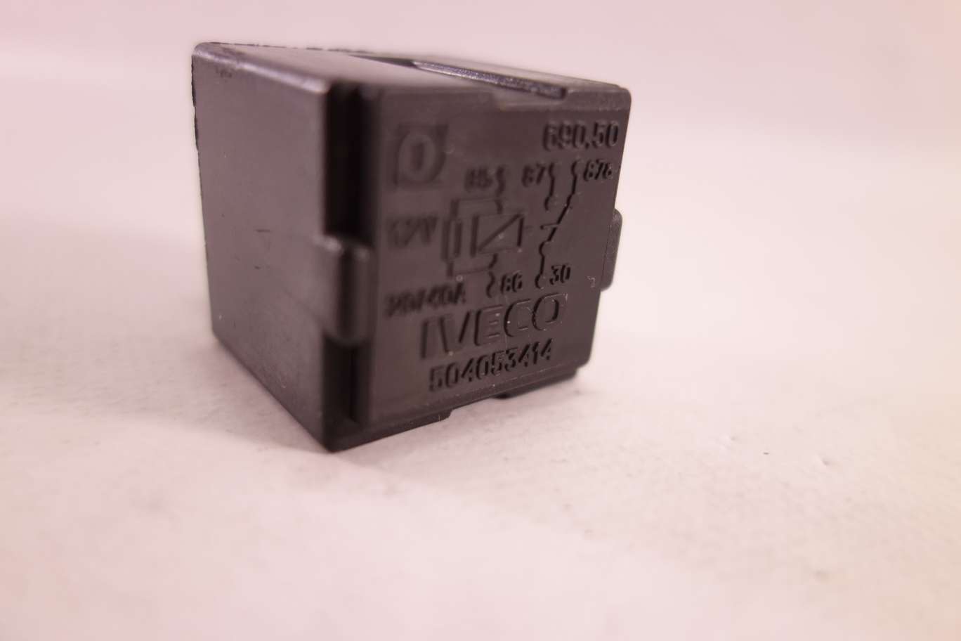 Relé para Iveco 504053414 69050 690.50 - foto 2