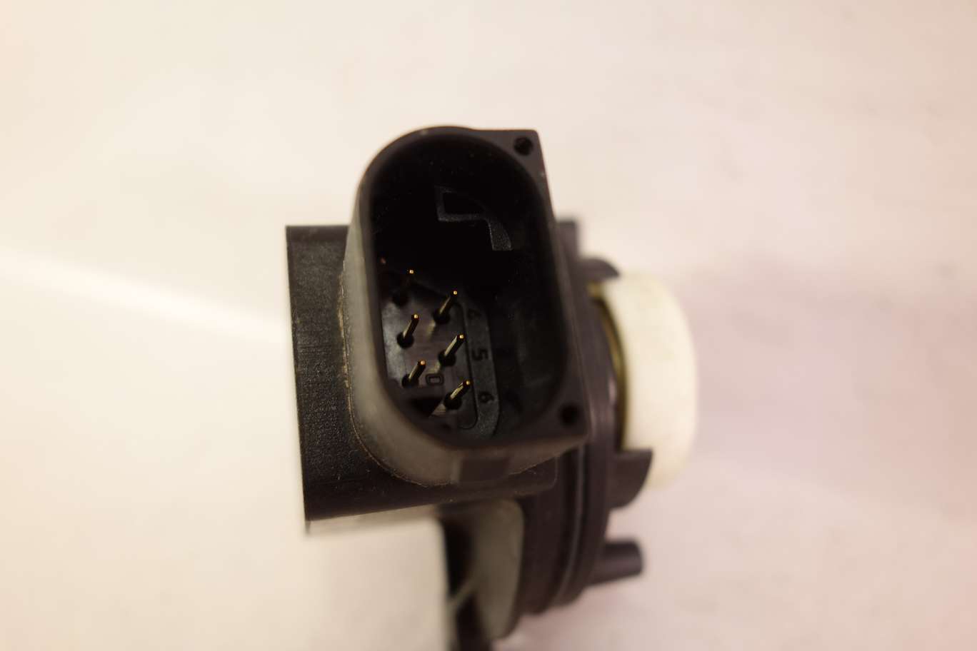 Servomotor de freno Mercedes Clase E 0204221045 0 204 221 045 2852420523 285 242 0523 - foto 2