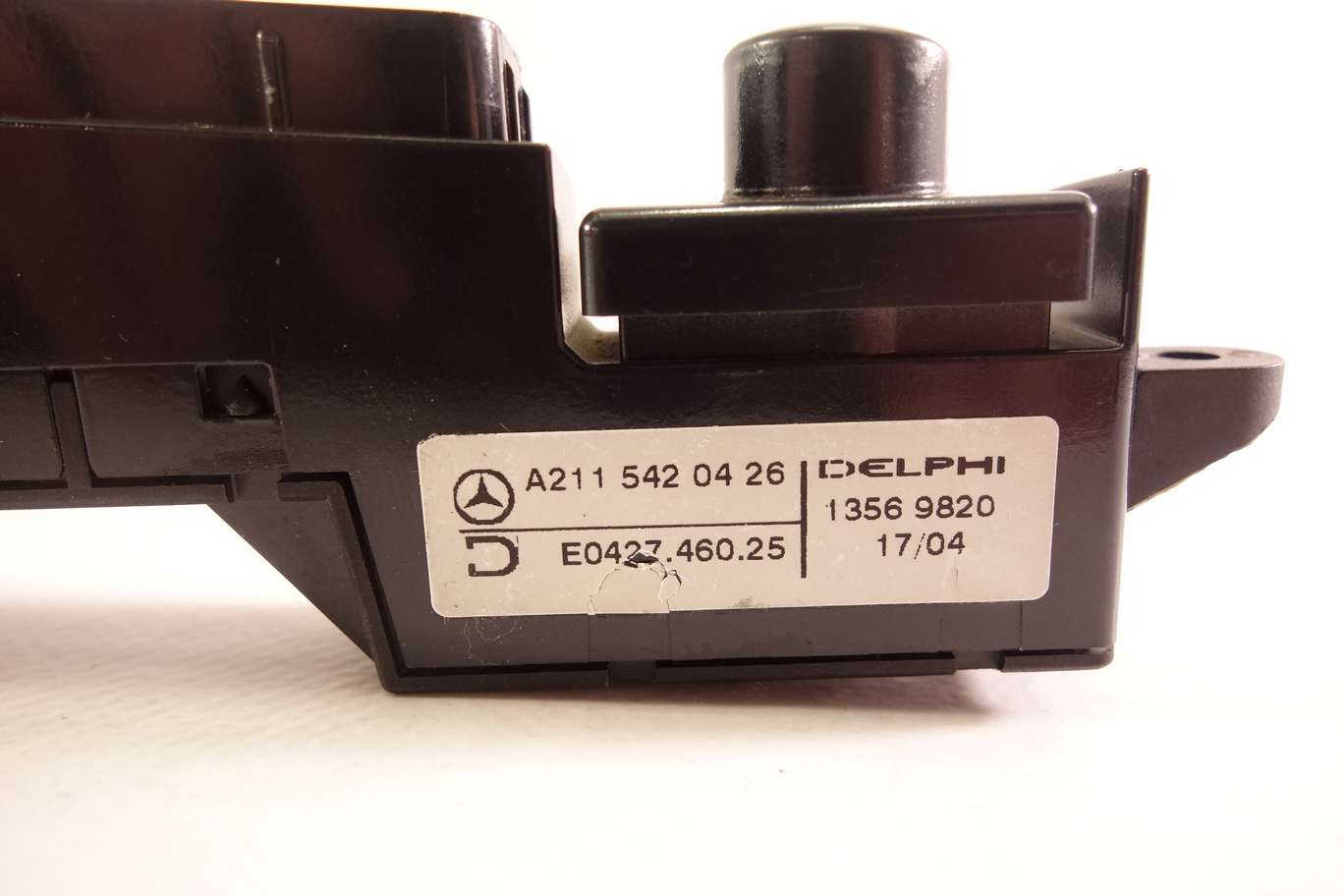 Indicador de marchas Mercedes Clase E A2115420426 A211 542 04 26 13569820 1356 9820 E0427 460 25 - foto 2