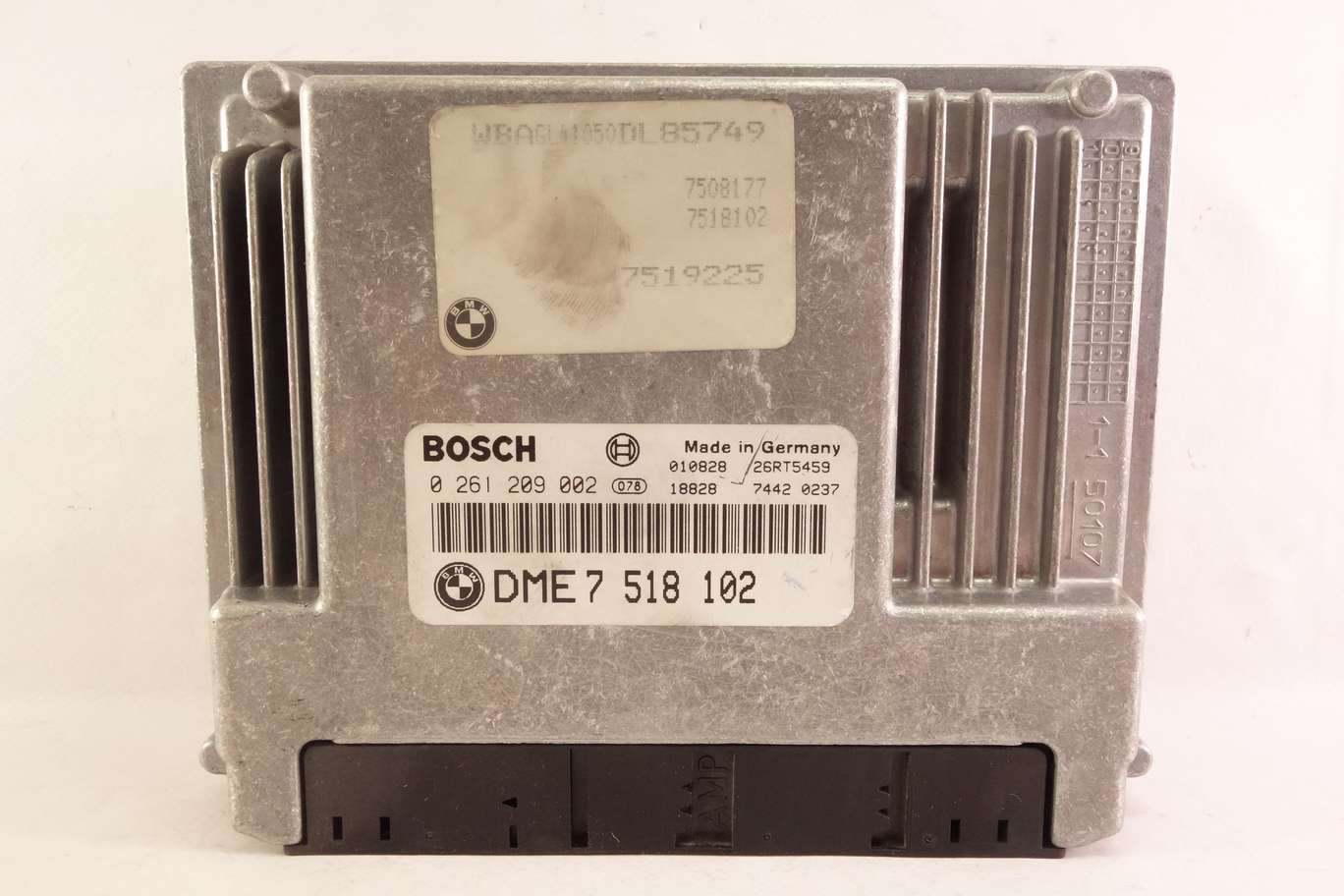 Centralita control de motor BMW Serie 7 0261209002 0 261 209 002 DME7518102 DME 7 518 102 - foto 1