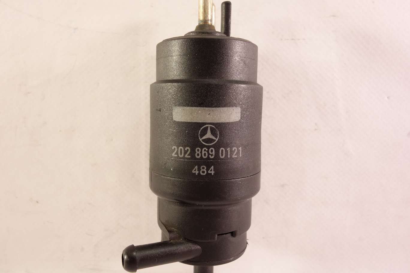 Válvula de agua Mercedes Clase C 2028690121 202 869 0121 - foto 1