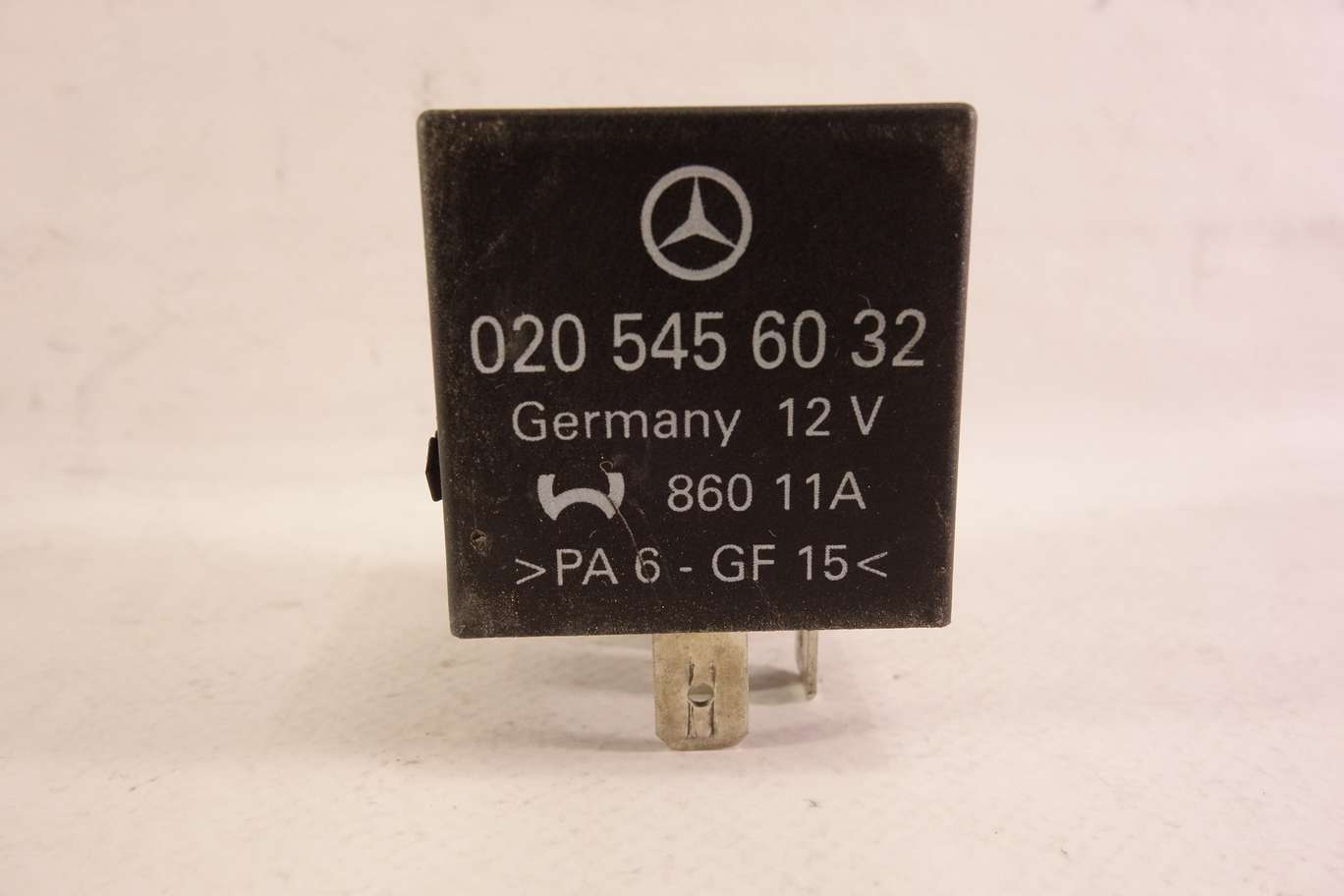 Rele Mercedes Vito 0205456032 020 545 60 32 - foto 1