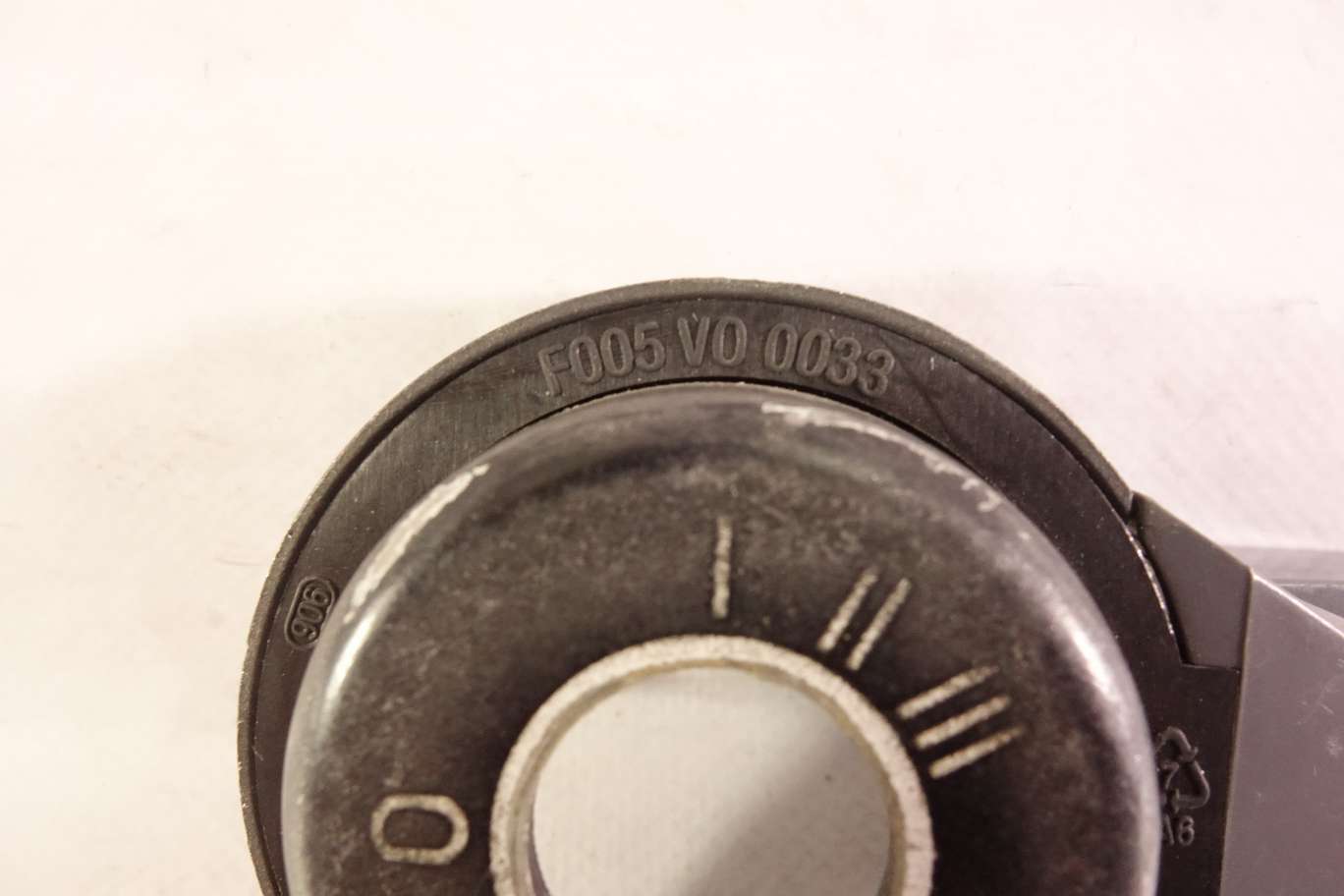 Sensor inmovilizador de antena Volvo F005V00033 F005 V0 0033 9442961 - foto 2