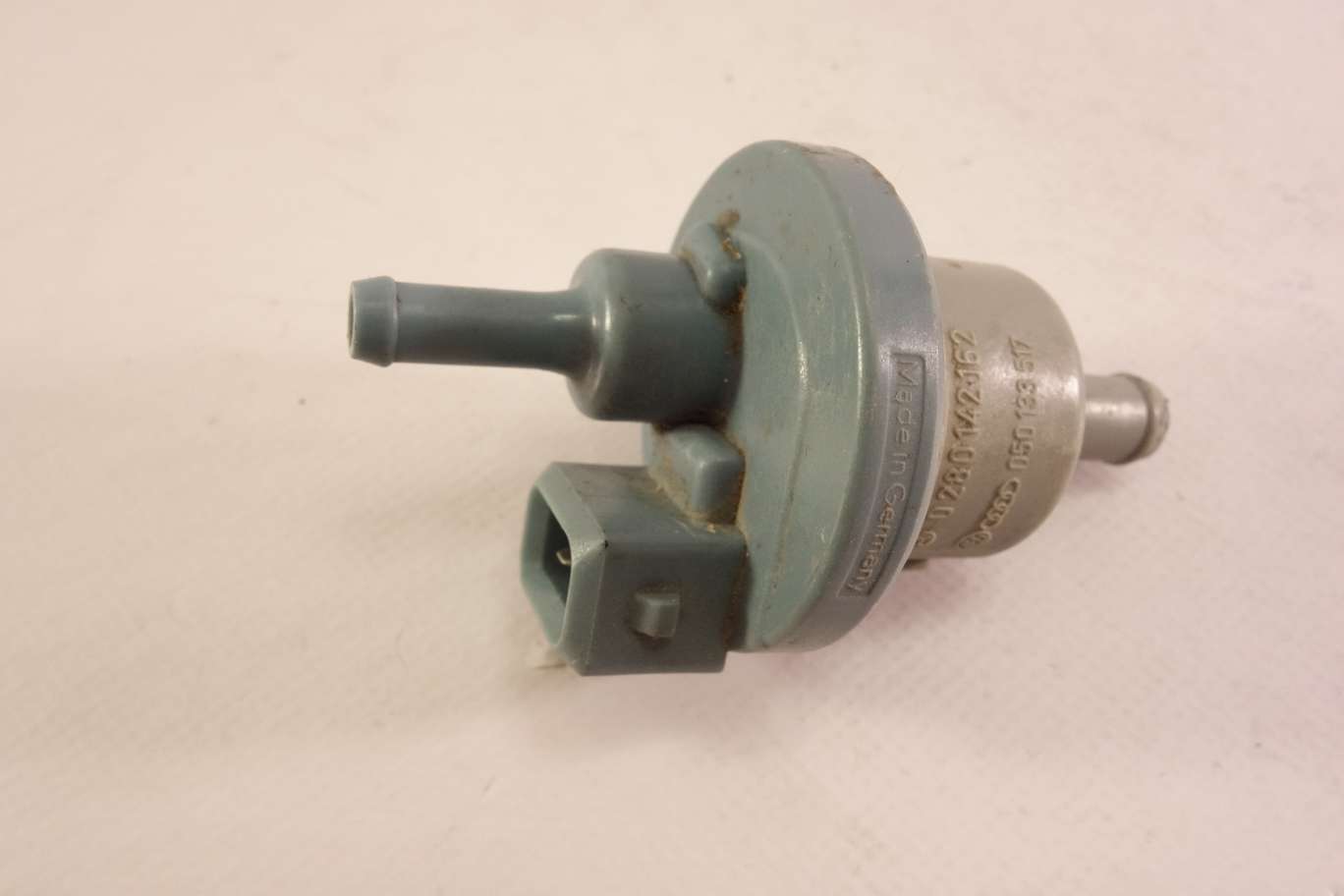 Válvula de vacío VW Audi 0280142162 050133517 050 133 517 (copia) - foto 1