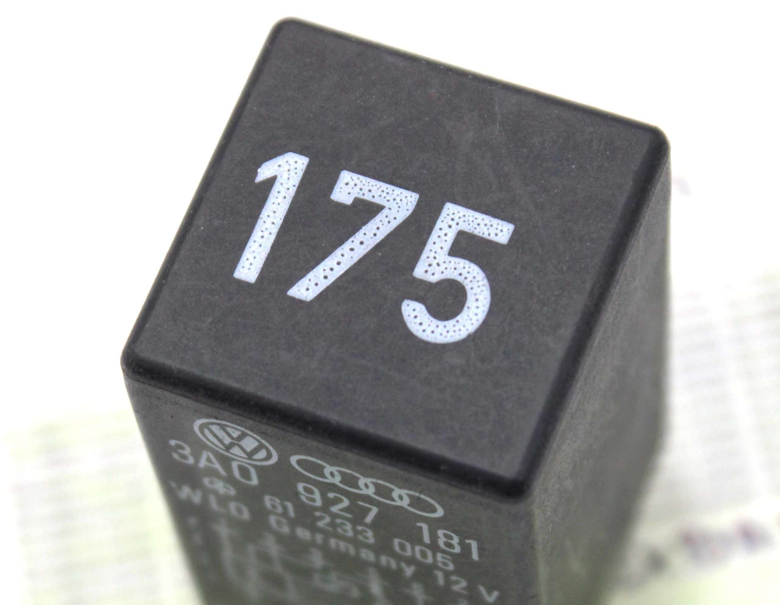 Relé 175 Volkswagen Audi - foto 2