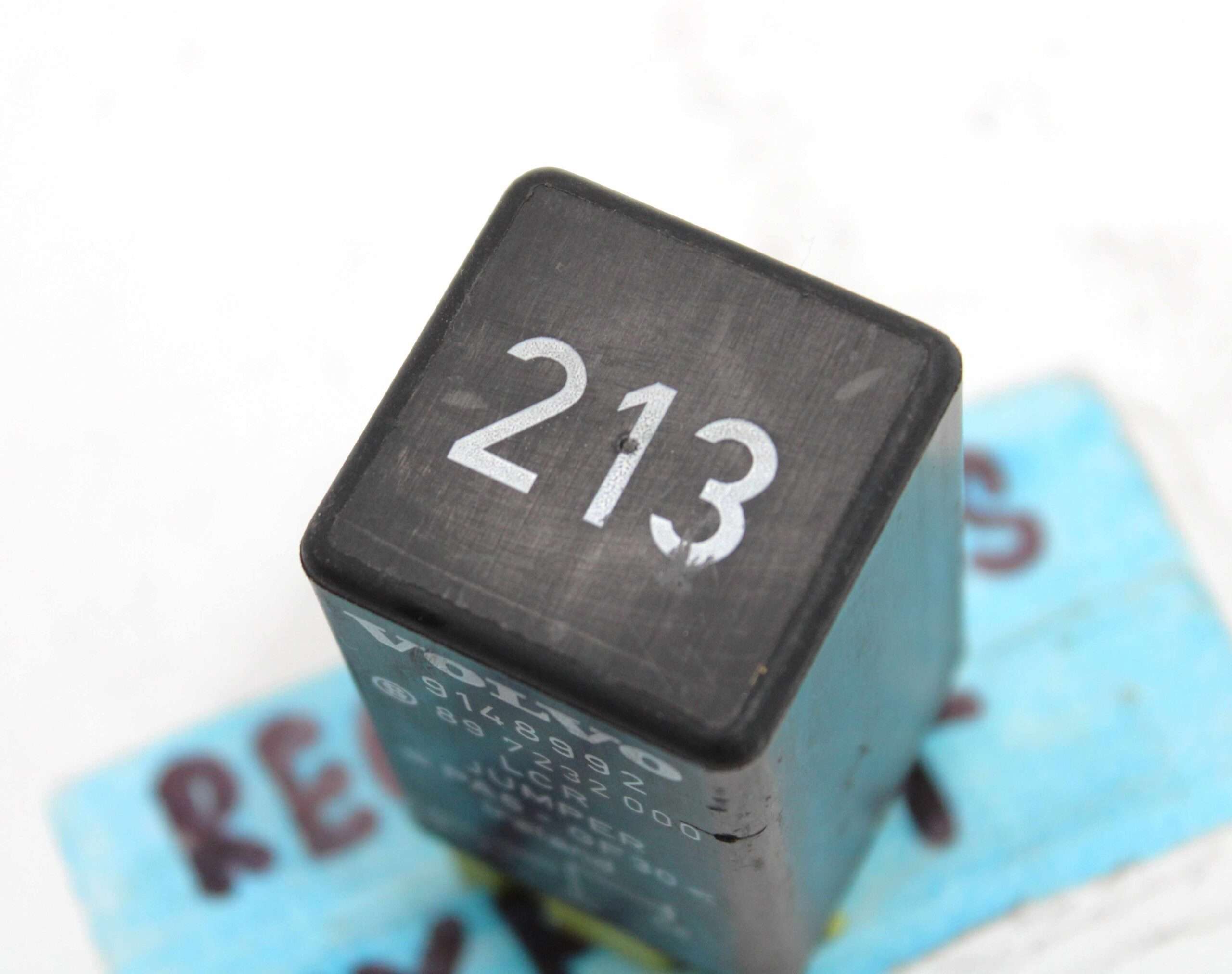 Relé 213 Volvo - foto 2