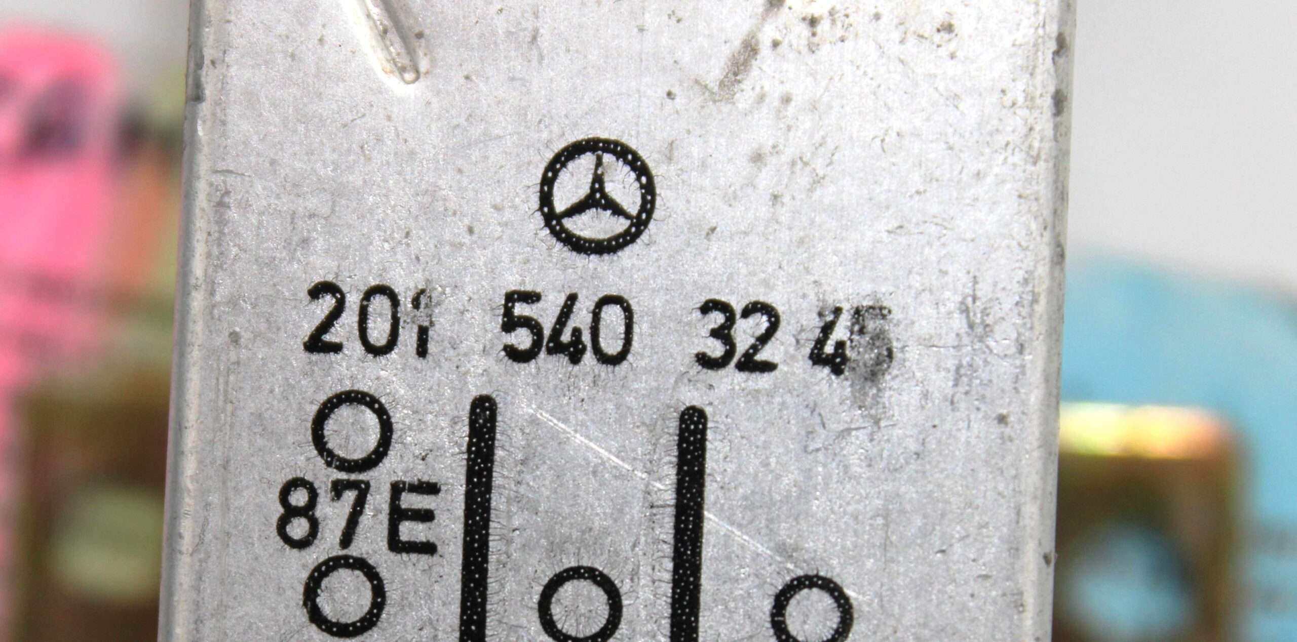 Relé de Protección Contra Sobretensiones Mercedes - foto 2