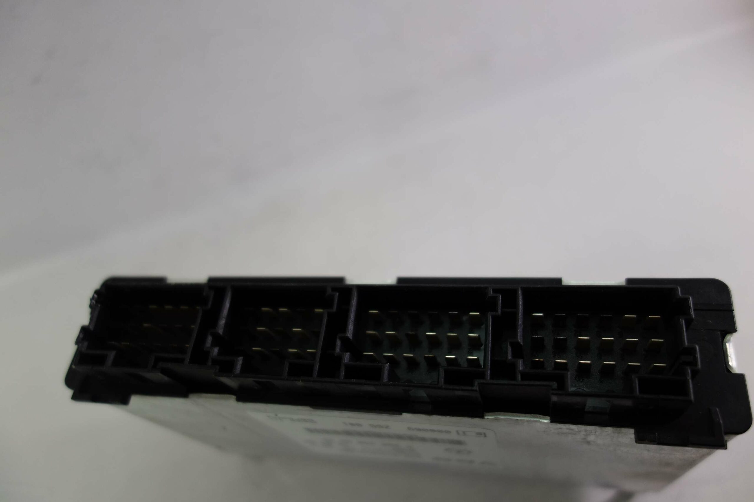 Módulo de control Mercedes Atego A0004466502 A 000 446 65 02 E1 000069 E1000069 - foto 3