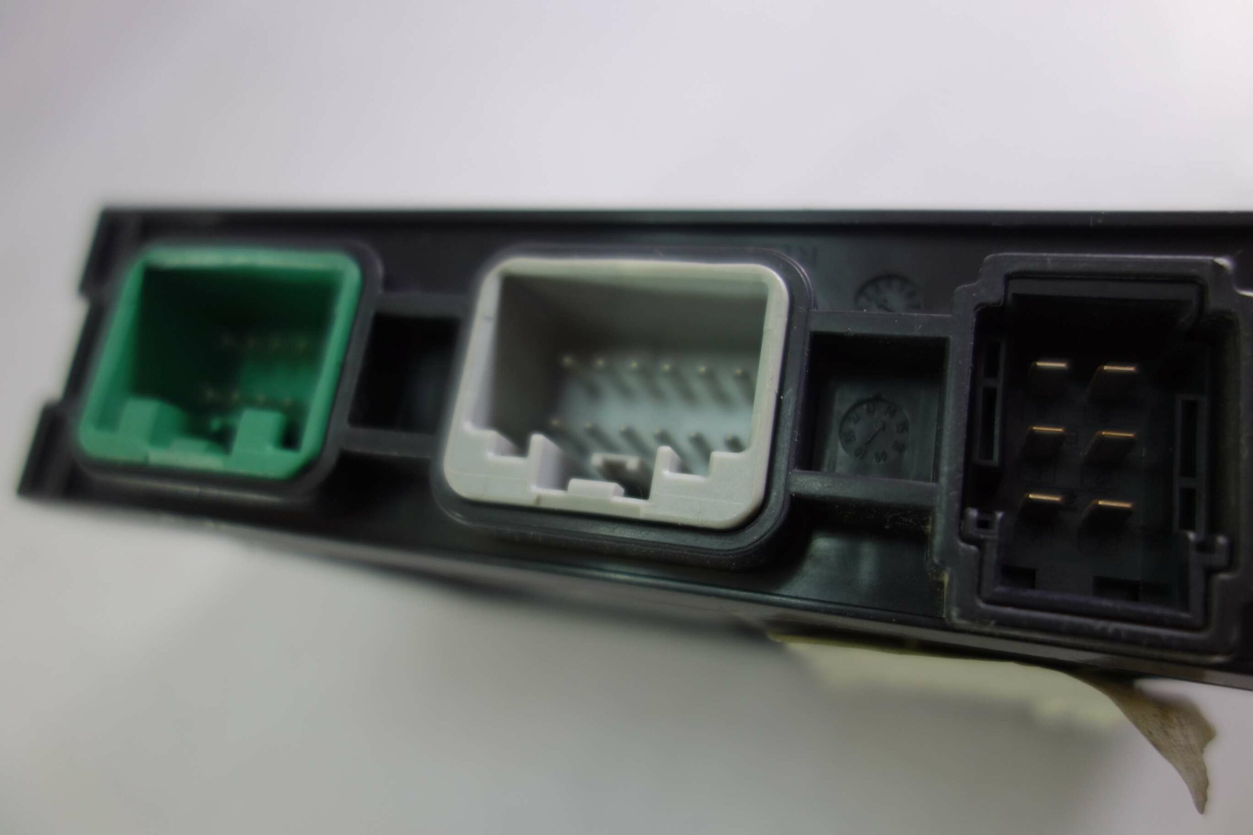 Módulo control puerta del pasajero Volvo 22038894-P01 22038894 P01 22038894P01 10R-0 087 10R 03 087 10R03087 - foto 3