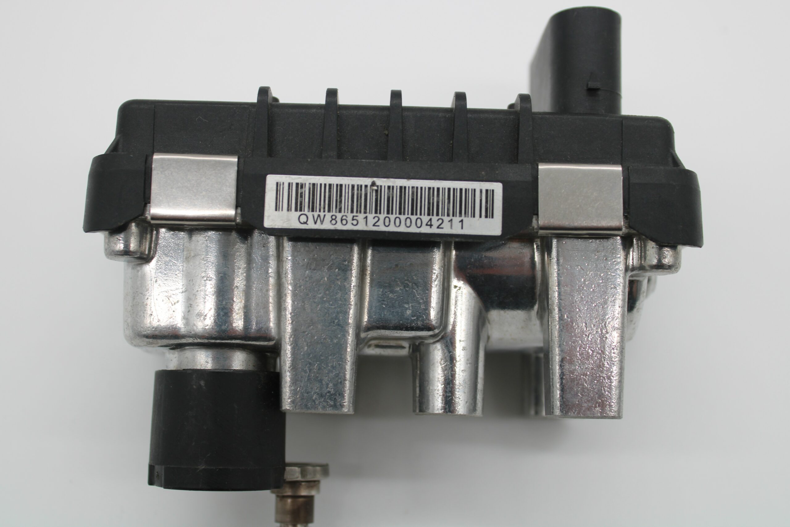Actuador electrónico turbo Ford Jaguar G221 G 221 20180821002 GKN18PC0821 30 - foto 3