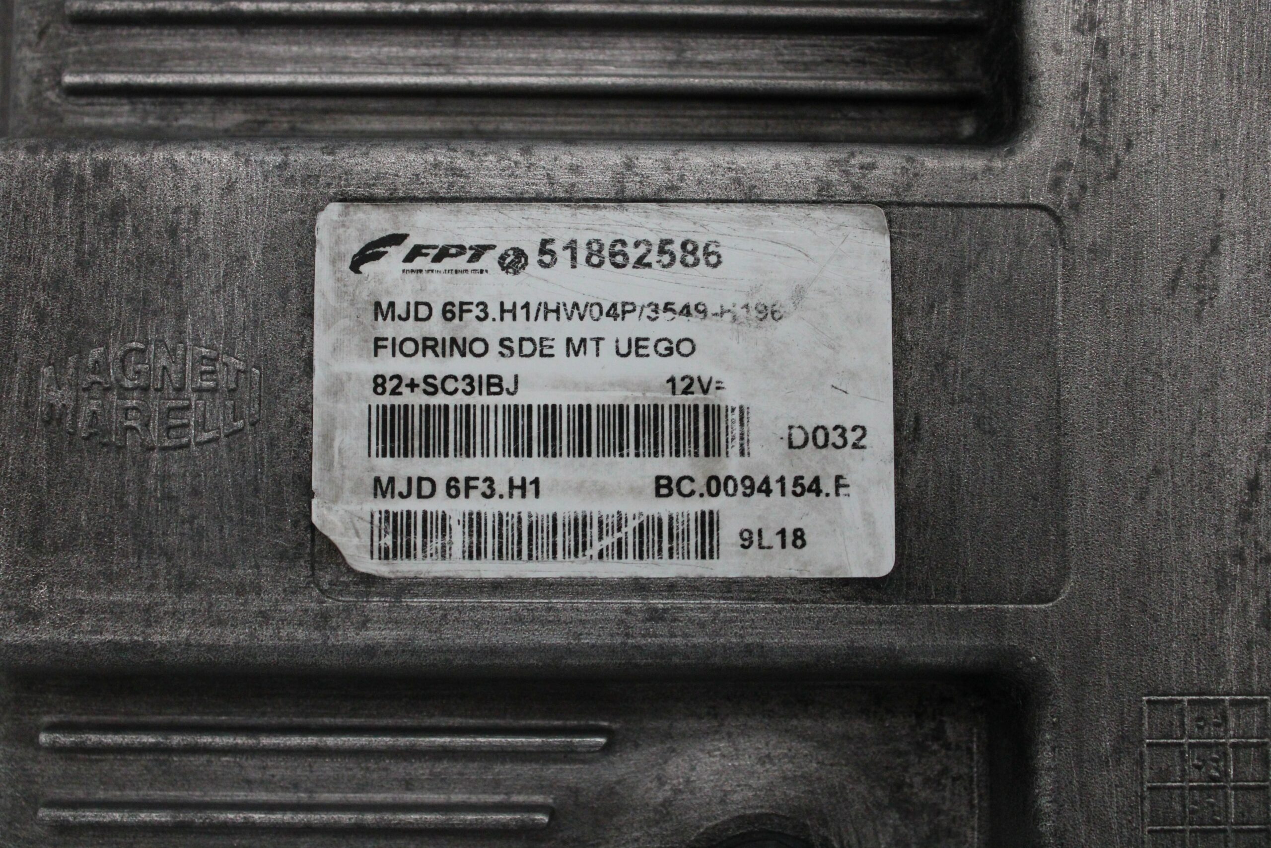 Centralita del Motor Fiat Fiorino 51862586 MJD 6F3.H1 - foto 2