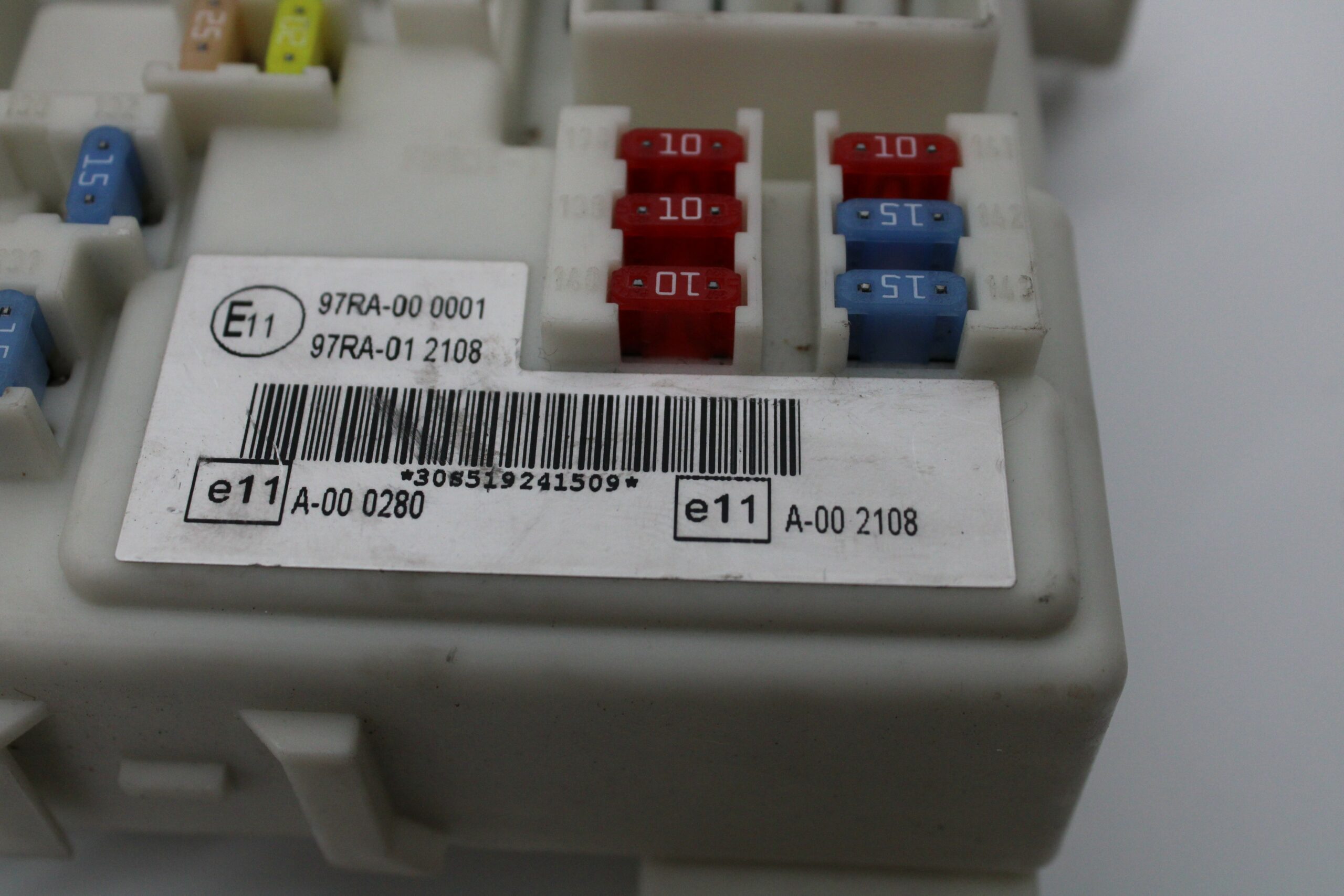 Caja de Fusibles Ford Focus 97RA000001 97RA 00 0001 97RA012108 97RA 01 2108 7M5T14A073BE 7M5T 14A073 BE - foto 2