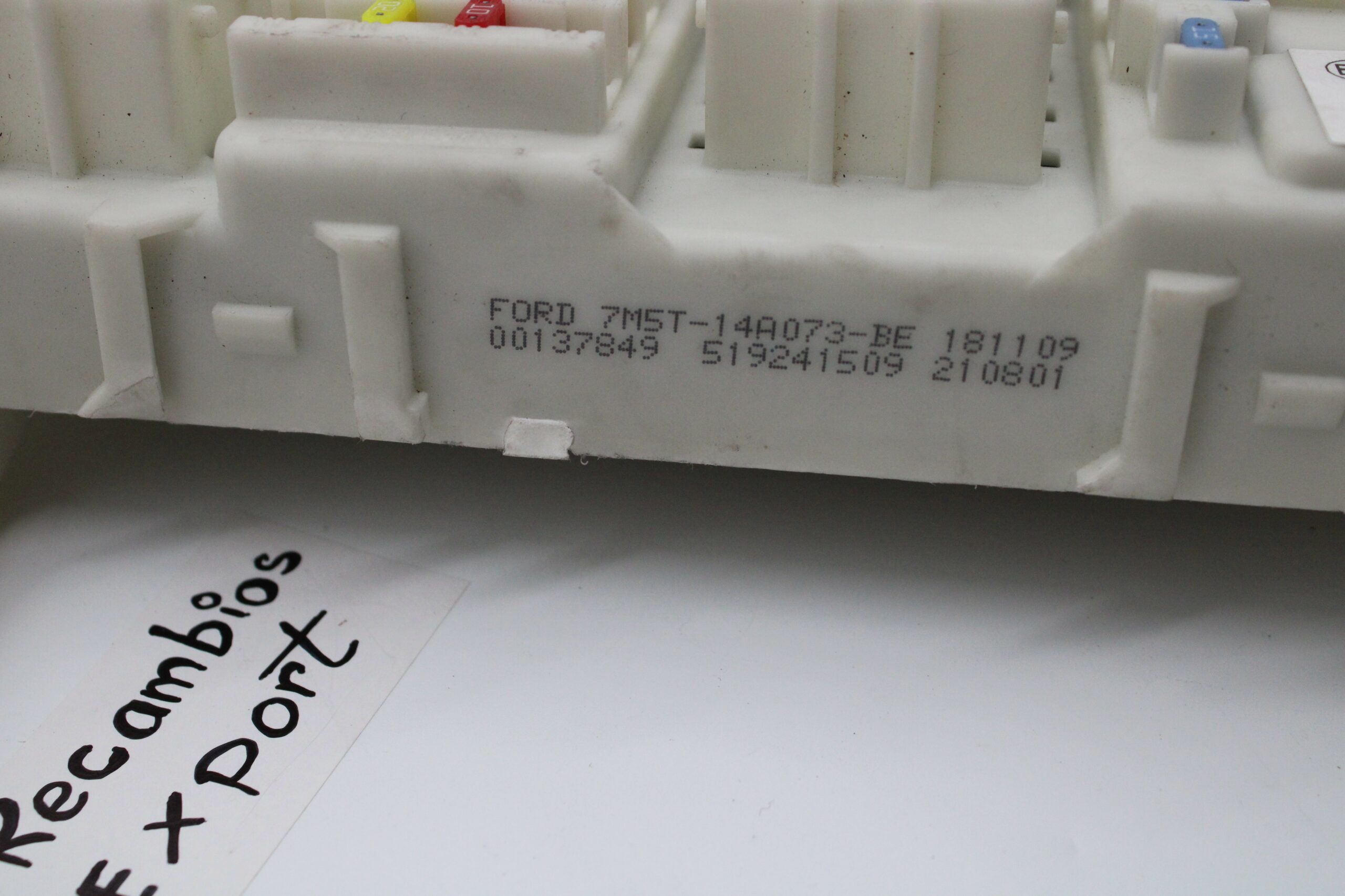 Caja de Fusibles Ford Focus 97RA000001 97RA 00 0001 97RA012108 97RA 01 2108 7M5T14A073BE 7M5T 14A073 BE - foto 3