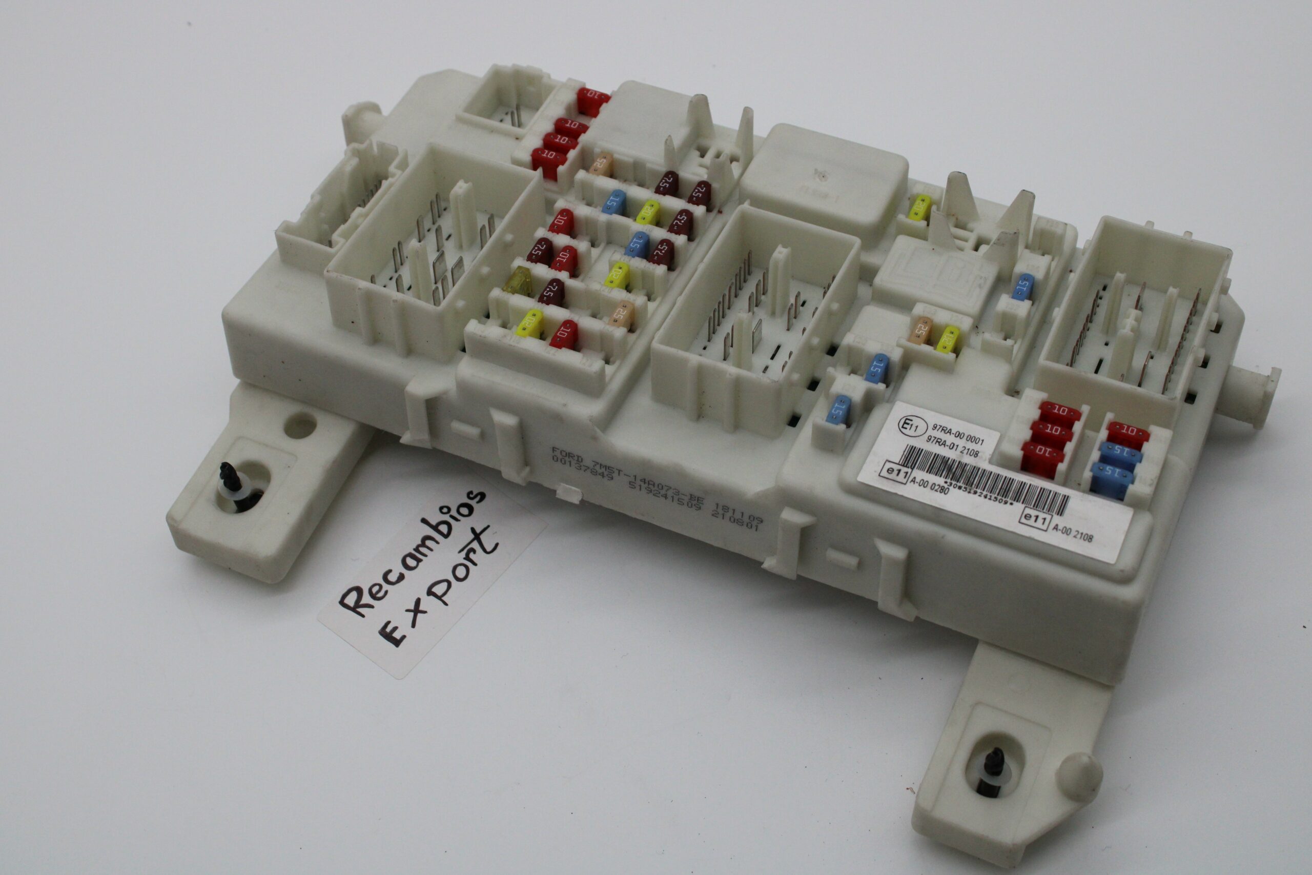 Caja de Fusibles Ford Focus 97RA000001 97RA 00 0001 97RA012108 97RA 01 2108 7M5T14A073BE 7M5T 14A073 BE - foto 1