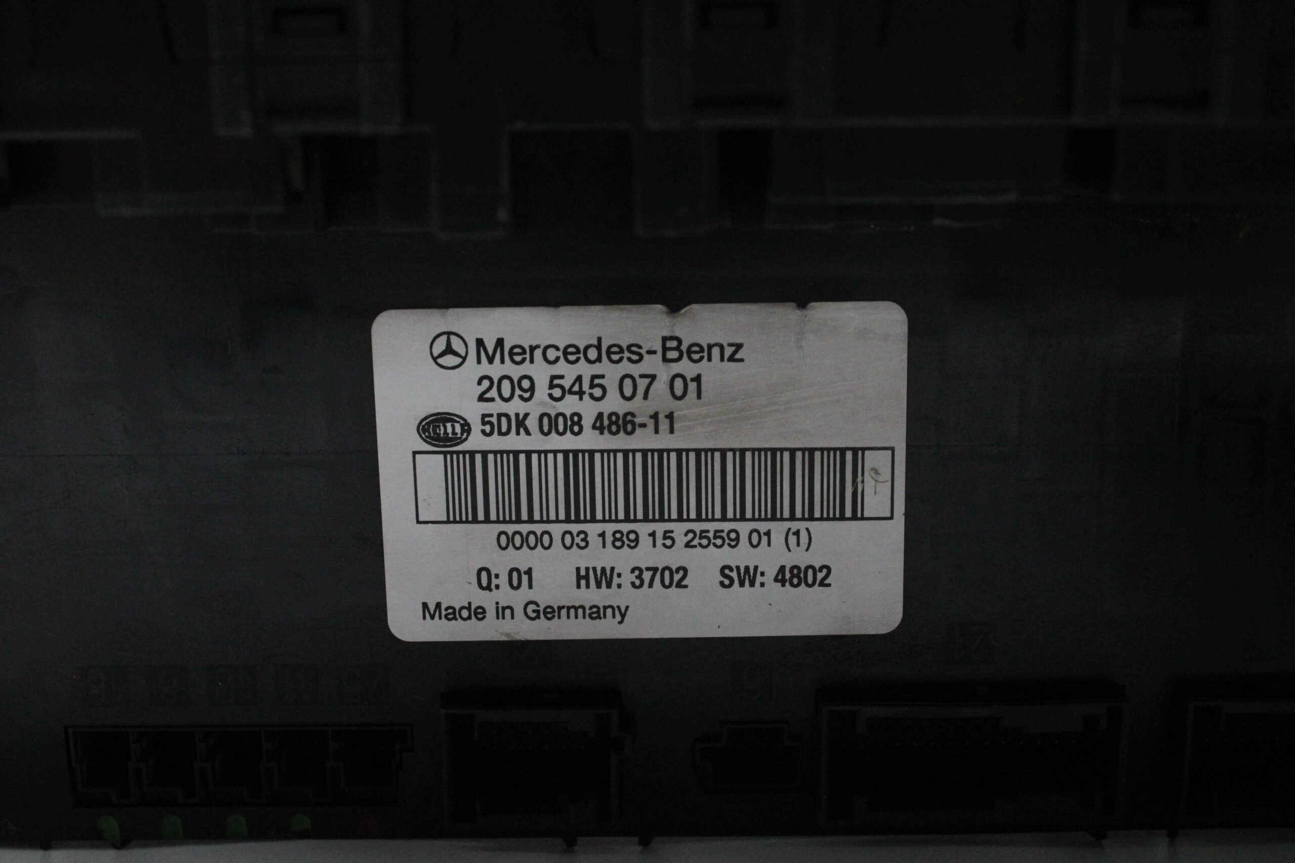Caja de Fusibles Mercedes Clase C 2095450701 209 545 07 01 5DK00848611 5DK 008 486 11 A2038202726 A 203 820 27 26 9292481C 929148 1C - foto 2