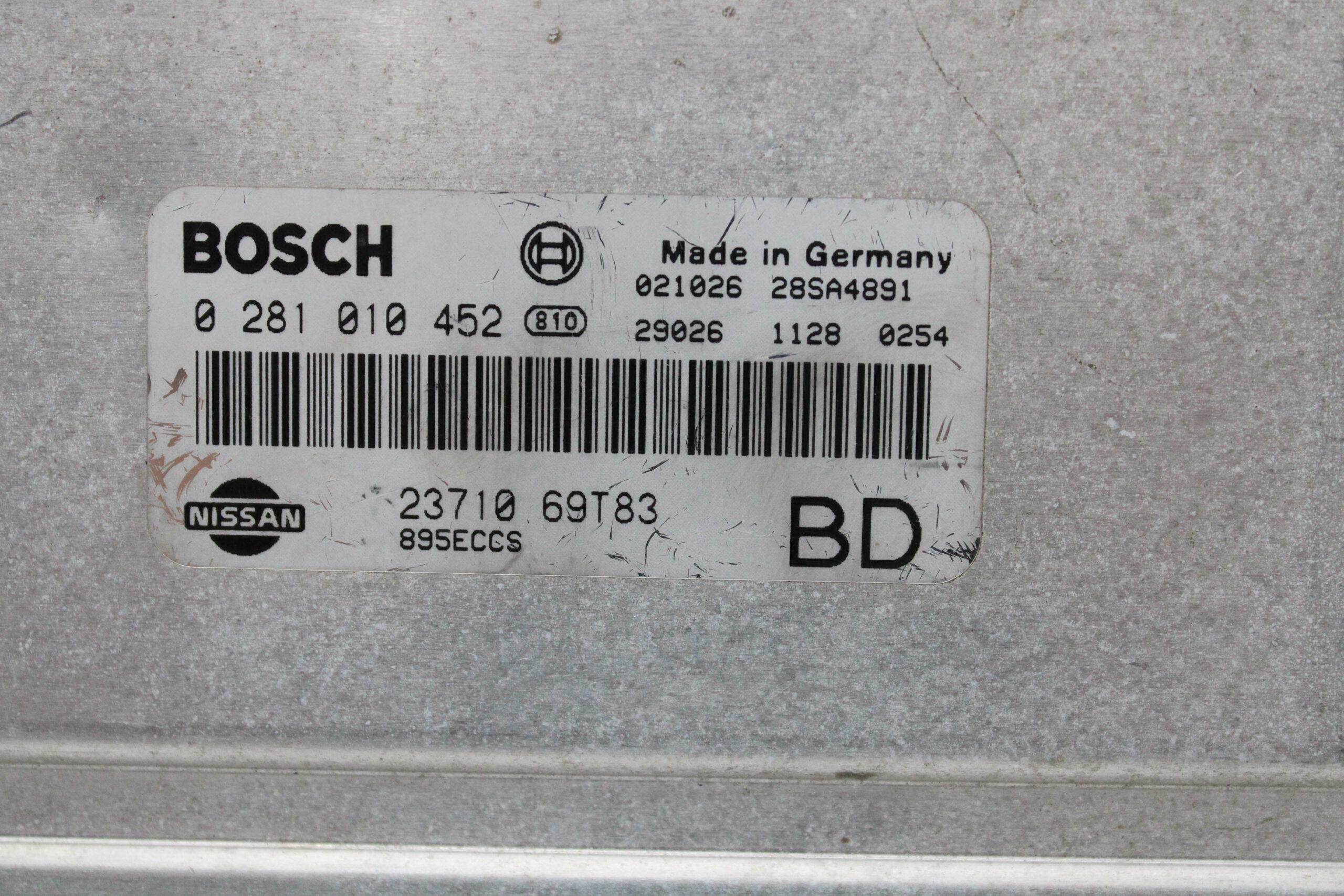 Centralita del motor Nissan Cabstar 0281010452 0 281 010 452 2371069T83 23710 69T83 BD - foto 2