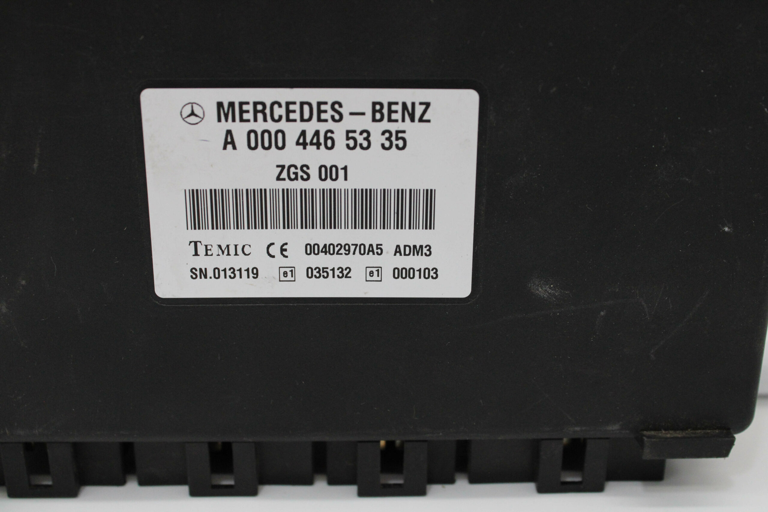Control de Bloque Mercedes Benz ADM3 A0004465335 A 000 446 53 35 TEMIC 00402970A5 - foto 2