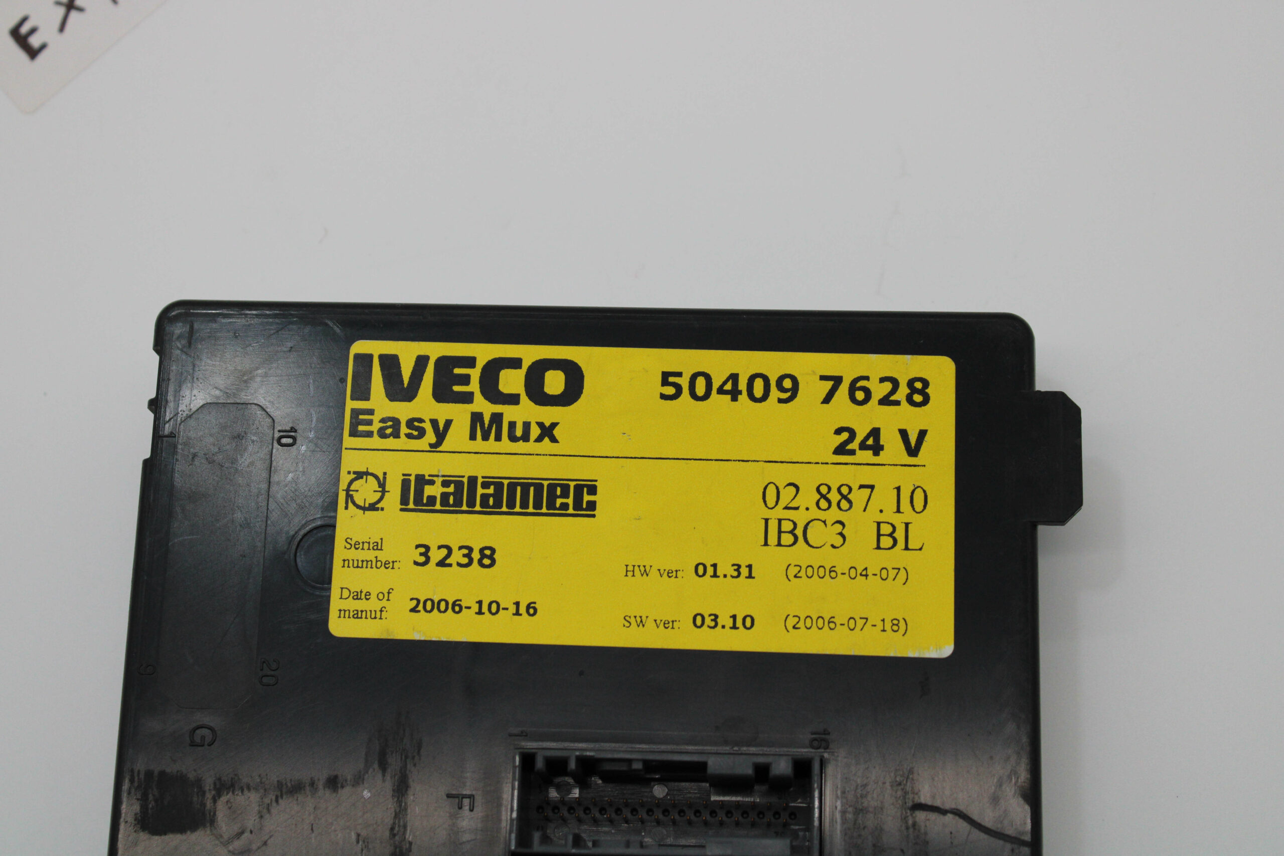Caja de fusibles para Iveco EuroCargo 504097628 50409 7628 0288710 02 887 10 - foto 3