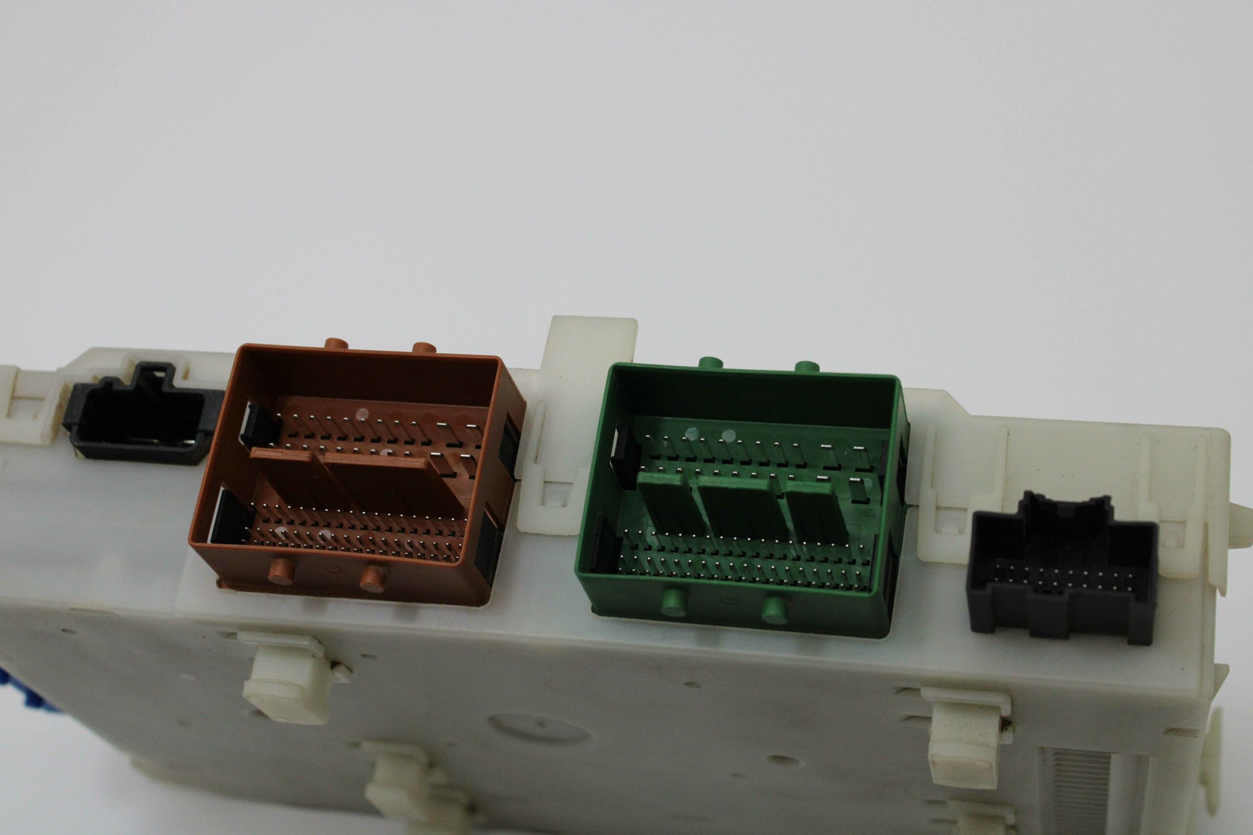 Caja de Fusibles LAND ROVER FREELANDER 6G9T14D572LA 6G9T 14D572 LA IC 3659AF01125TP 3659A F01125TP DELPHI 28075110 J441 - foto 3
