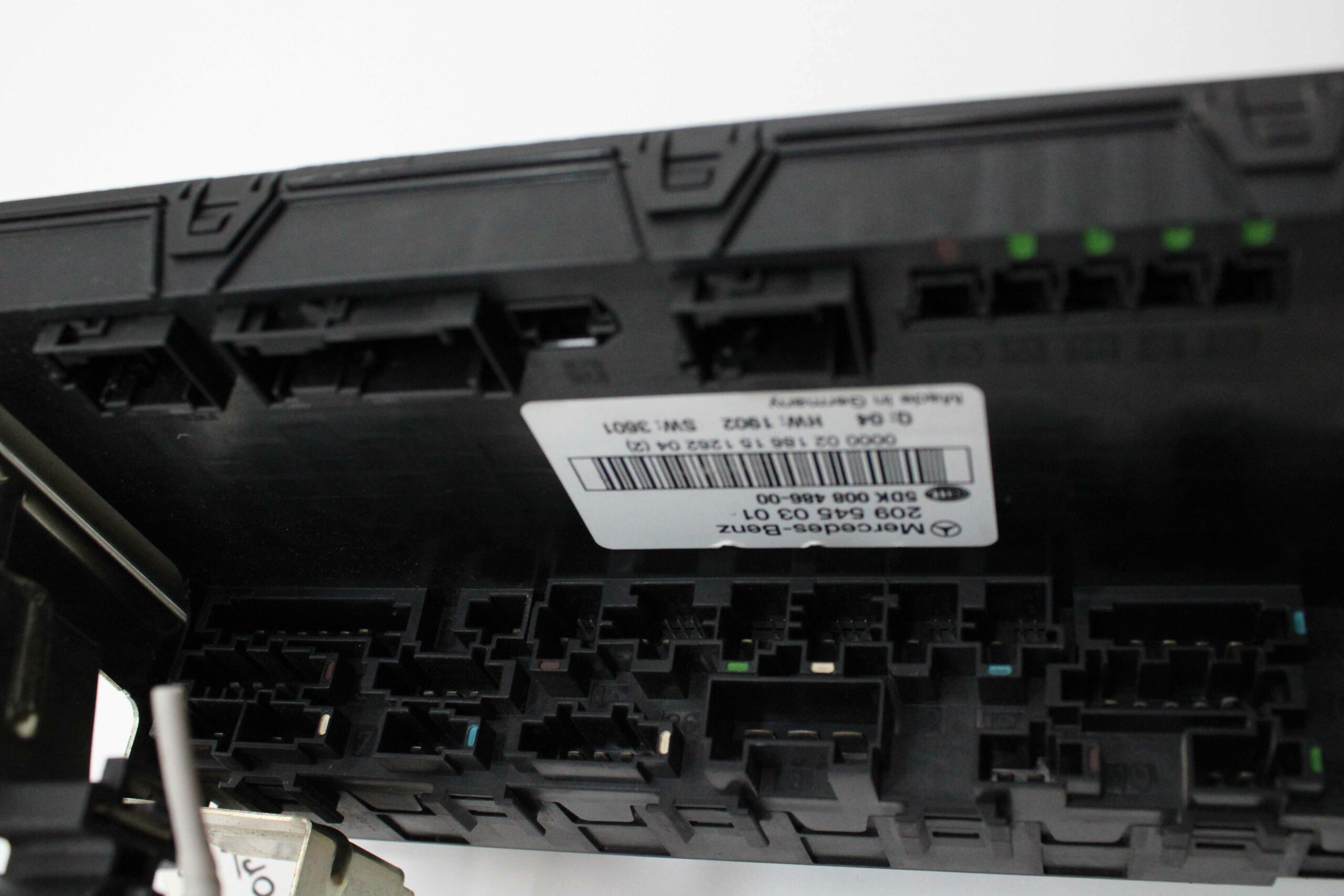 Caja de Fusibles Mercedes CLK W209 W203 2095450301 209 545 03 01 5DK00848600 5DK 008 486 00 - foto 3