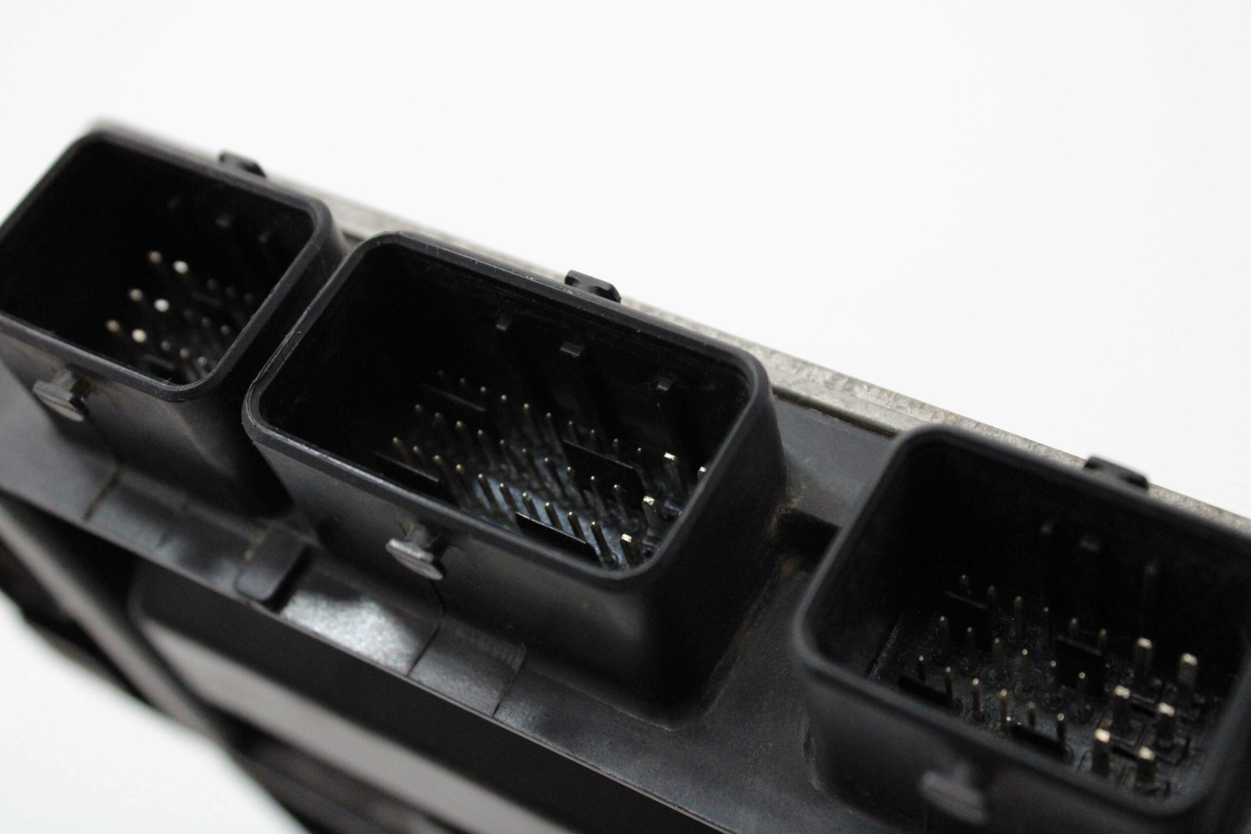 Centralita de Motor Renault Kangoo 8200303623 R0410C063A - foto 3