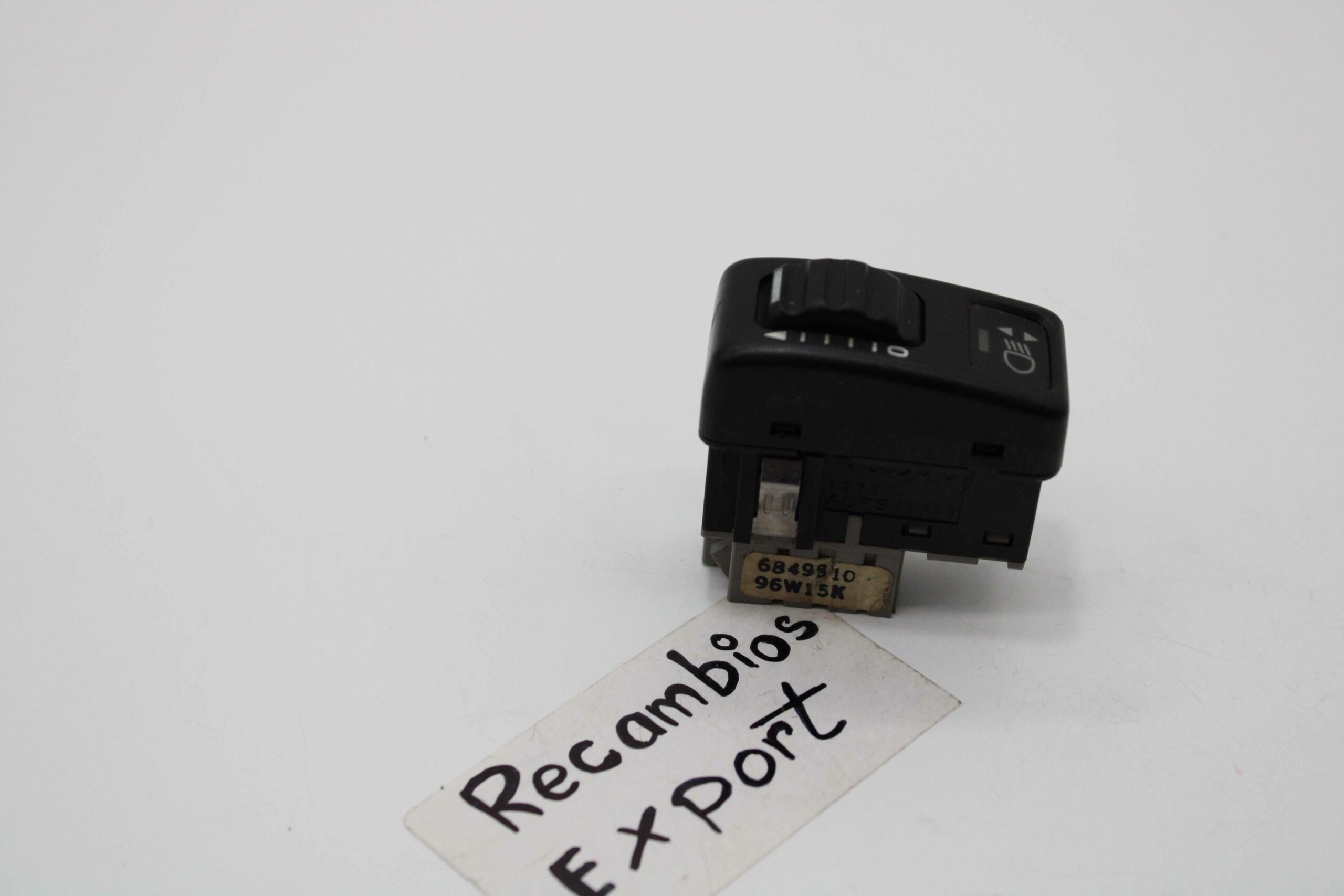 Interruptor de Luz Volvo 6849810 96W15K - foto 1