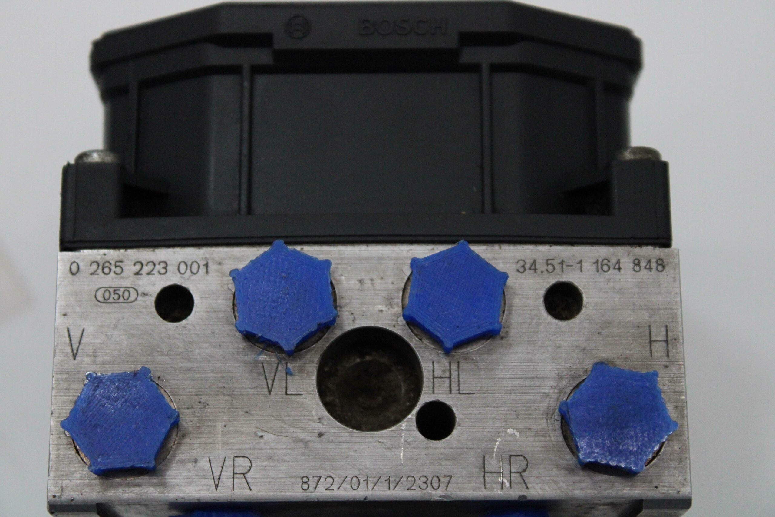 ABS BMW E39 0265223001 0 265 223 001 34511164848 34 51 1 164 848 BOSCH 34526756342 34 52 6 756 342 0265900001 0 265 900 001 0130108078 0 130 108078 - foto 2