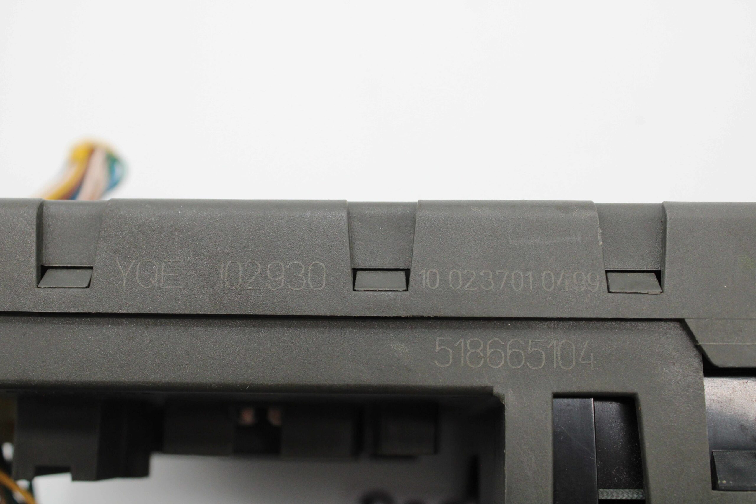 Caja de Fusibles Land Rover YQE102930 YQE 102930 518665104 YWC106390 52010565A - foto 3