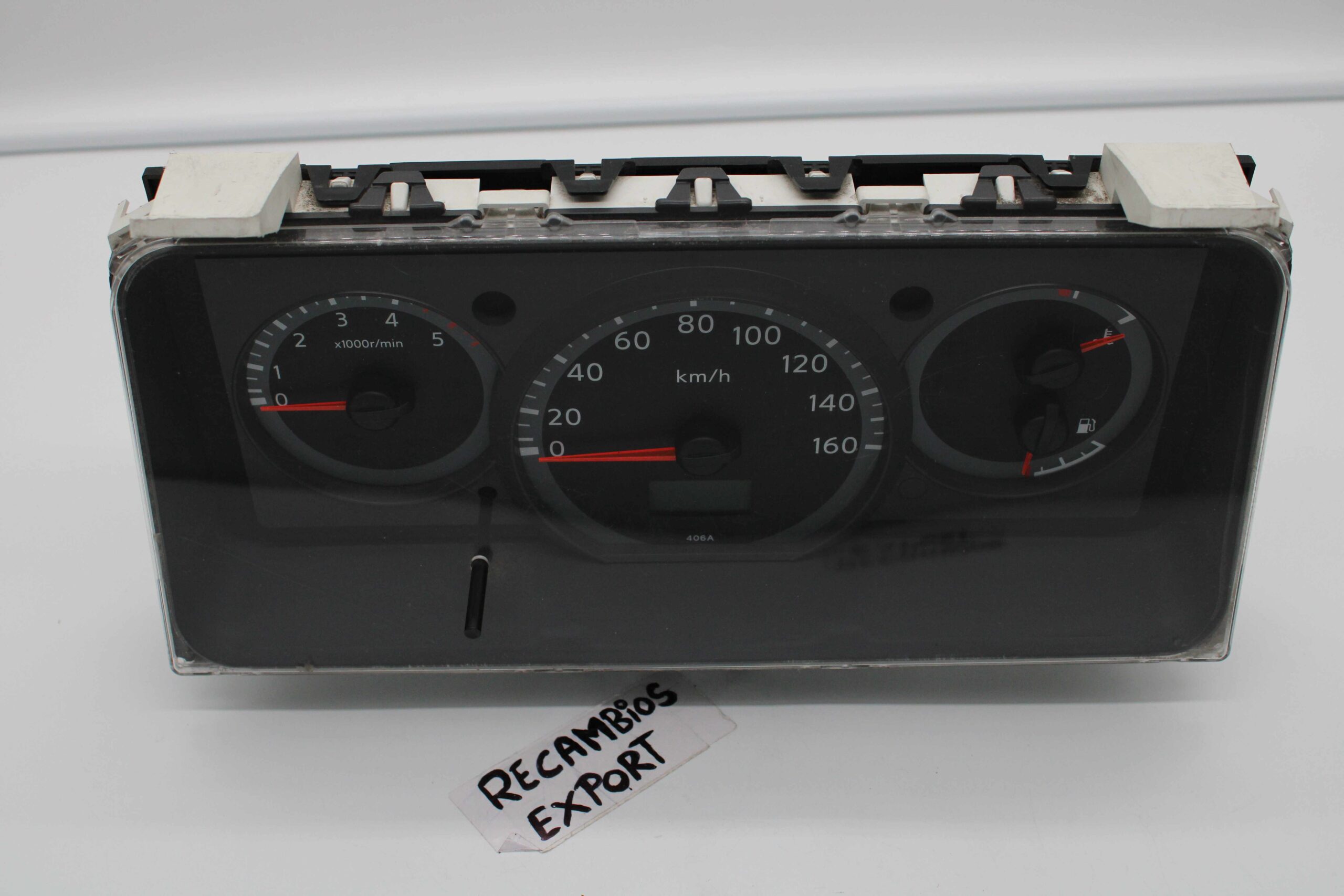 Cuadro de Instrumentos Nissan Atlas 0712250047B MB400TSSK MB400 TSSK - foto 1