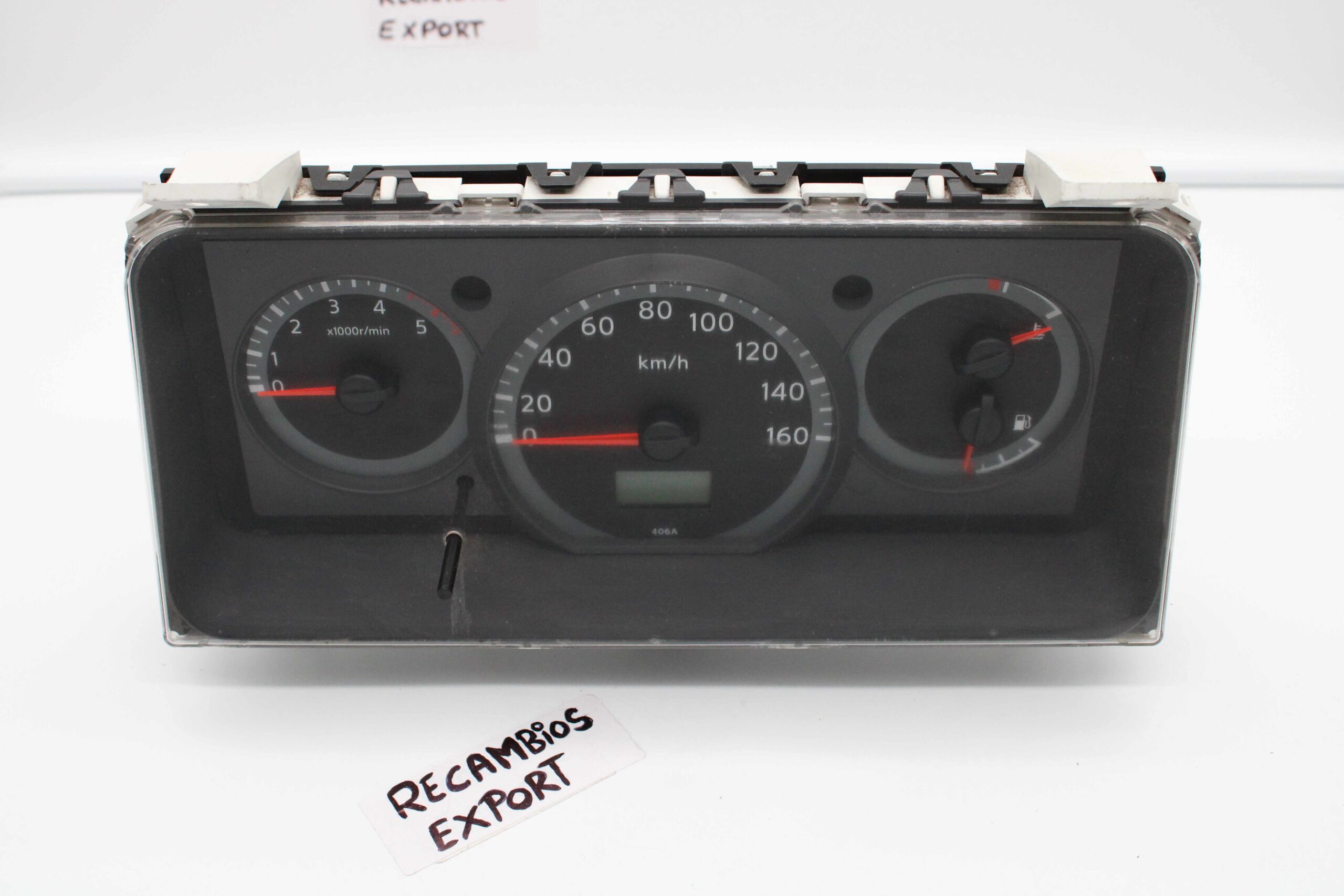 Cuadro de Instrumentos Nissan Cabstar - foto 1