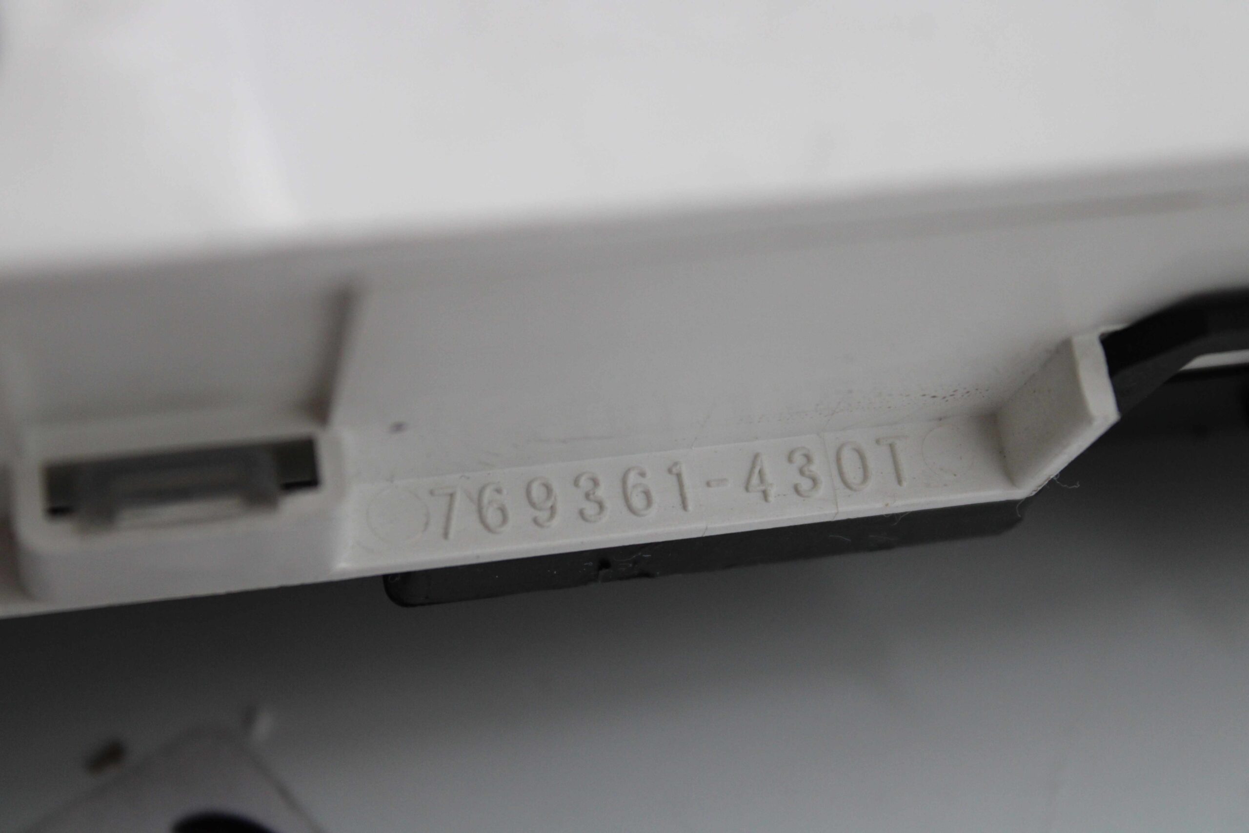 Cuadro de Instrumentos Volvo V70 30746102 69594700T 69594 700T 8673802 769361430T 769361 430T - foto 4