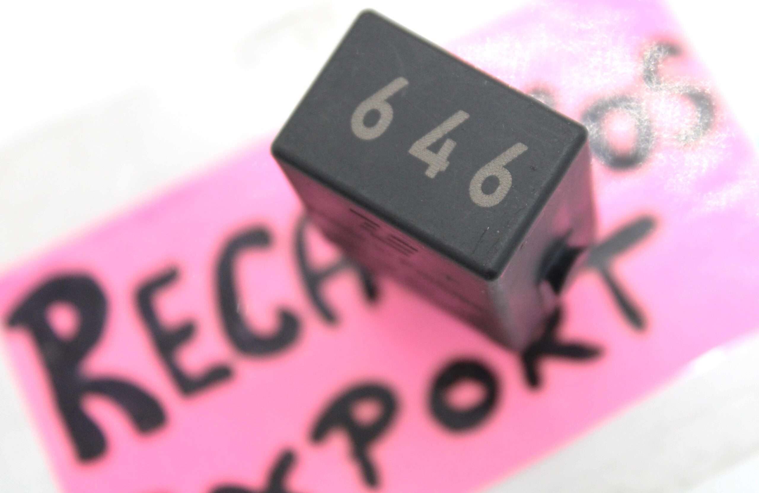 Relé 646 Audi Seat - foto 3
